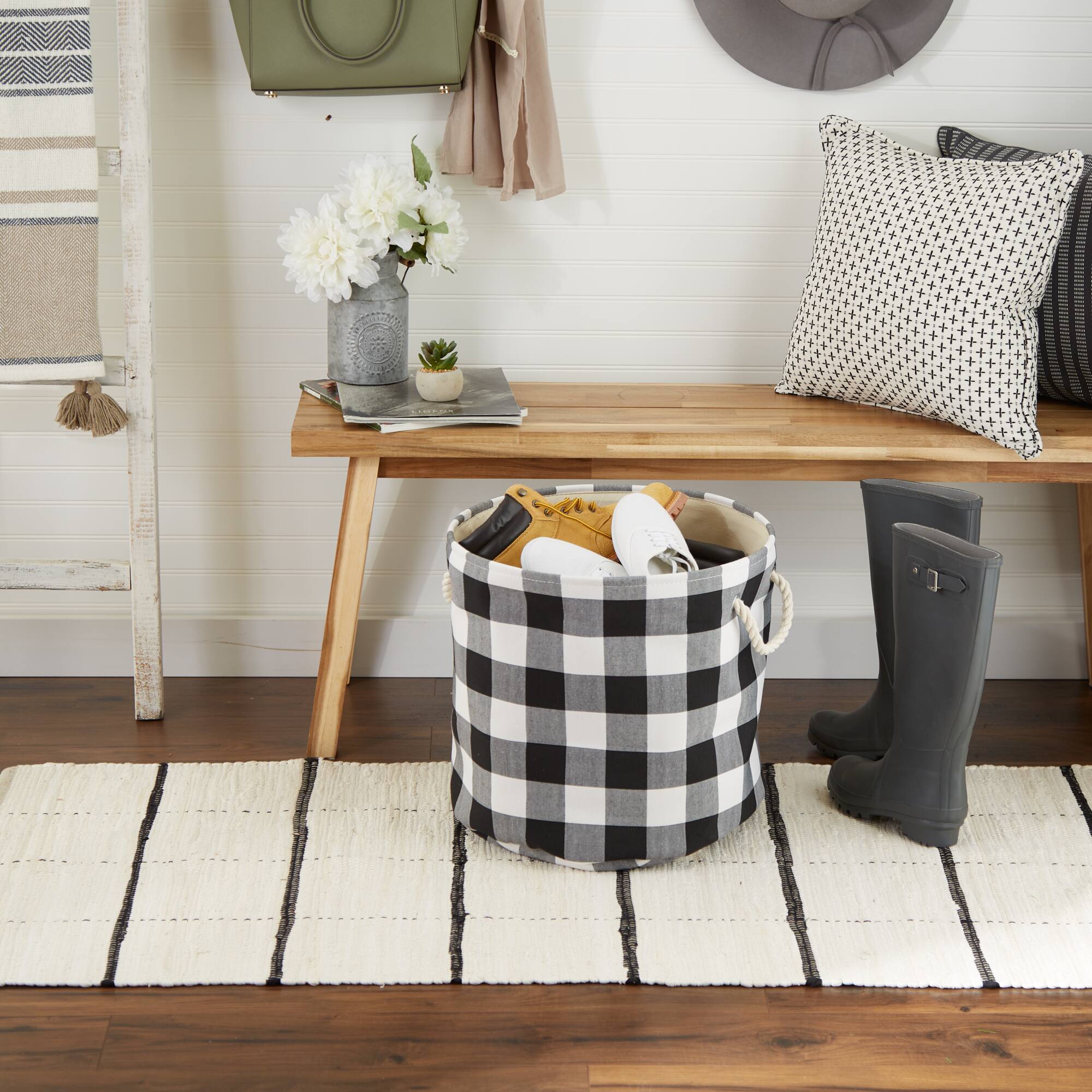 DII&#xAE; Large Round White/Black Buffalo Check Polyester Bin