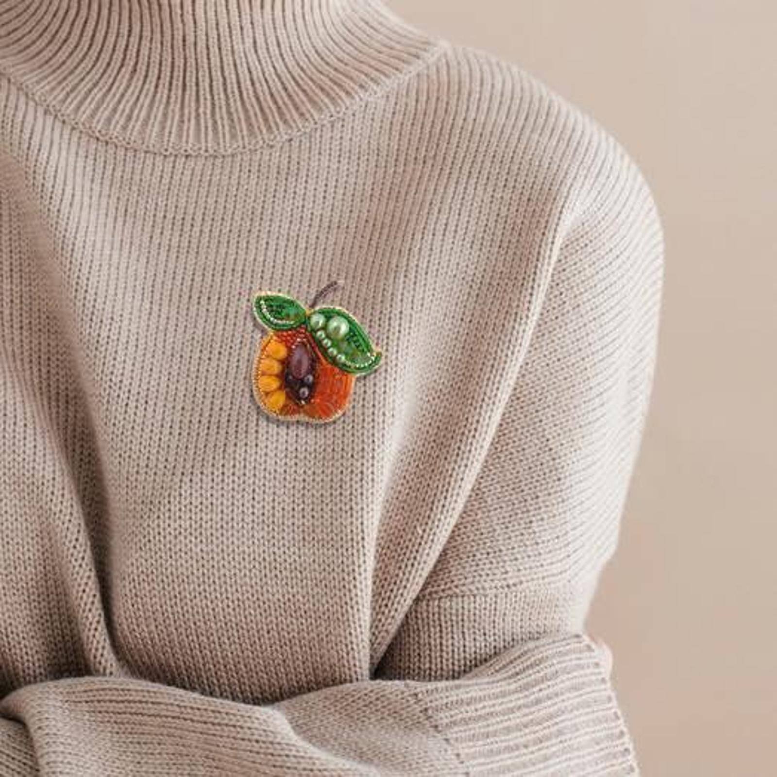 Crystal Art Beadwork Kit For Creating Broоch Apricot