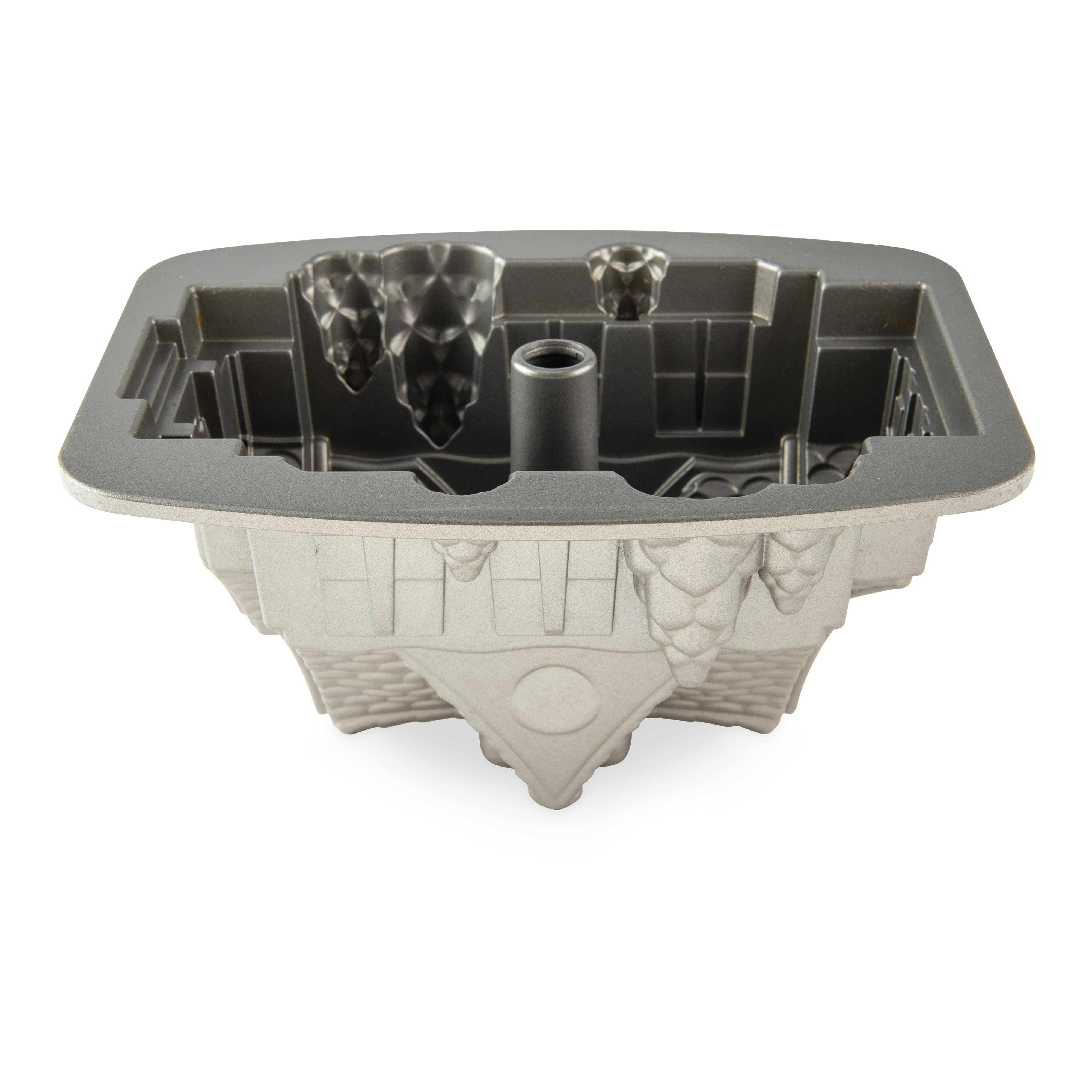 Nordic Ware Gingerbread House Bundt&#xAE; Pan