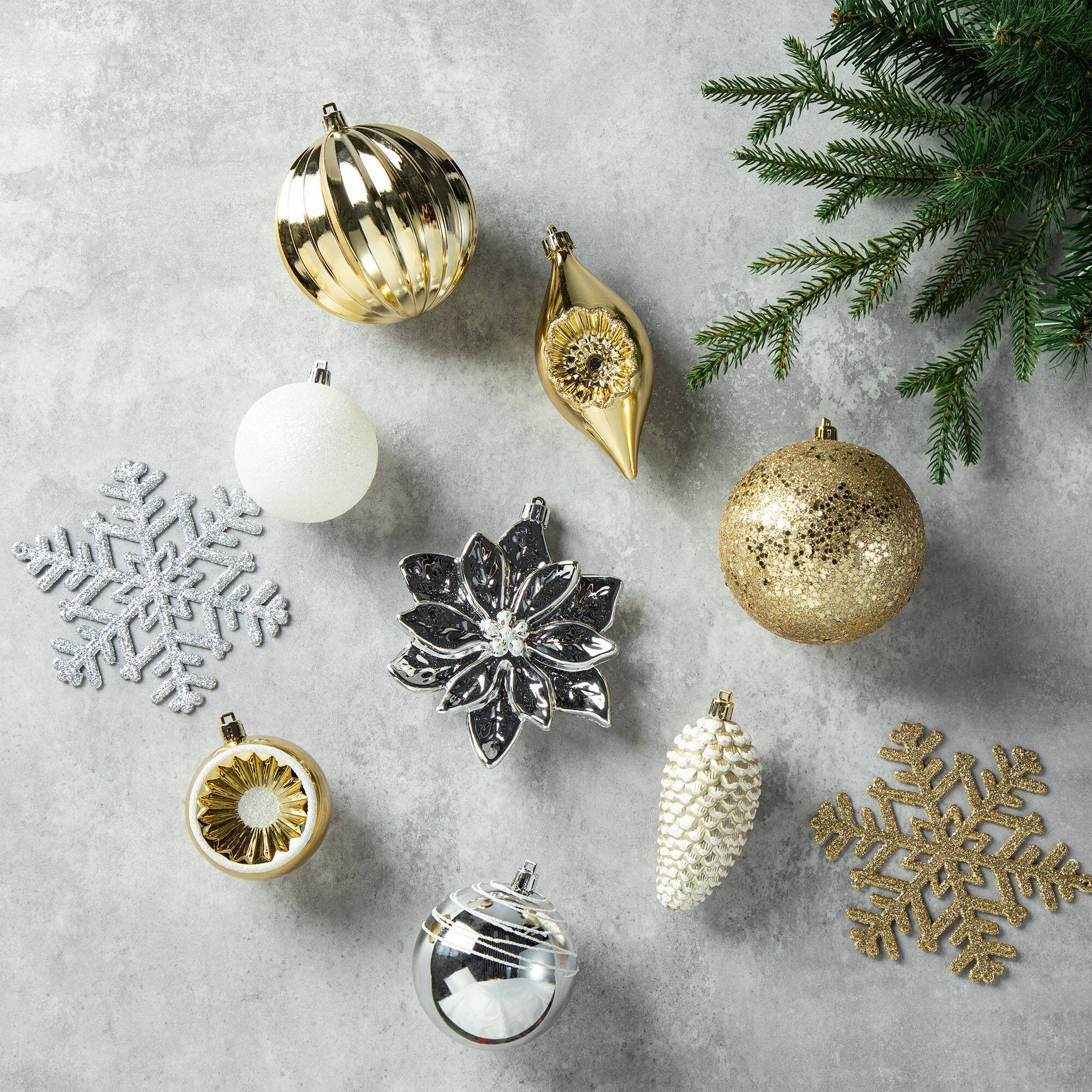 Glitzhome® 160 Pack Elegant Silver & Gold Deluxe Boxed Shatterproof Ornaments