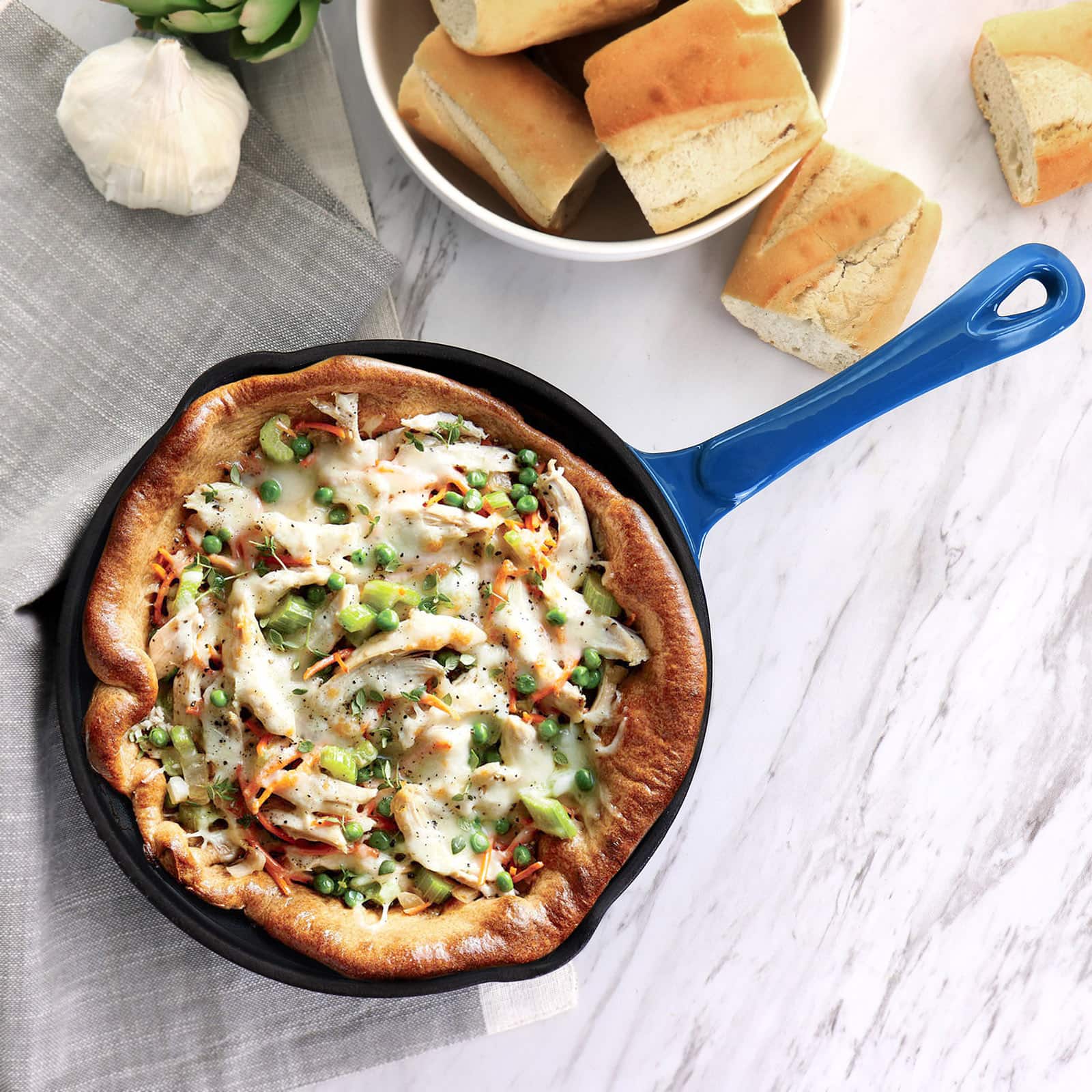 MegaChef Enameled 8" Round PreSeasoned Cast Iron Frying Pan