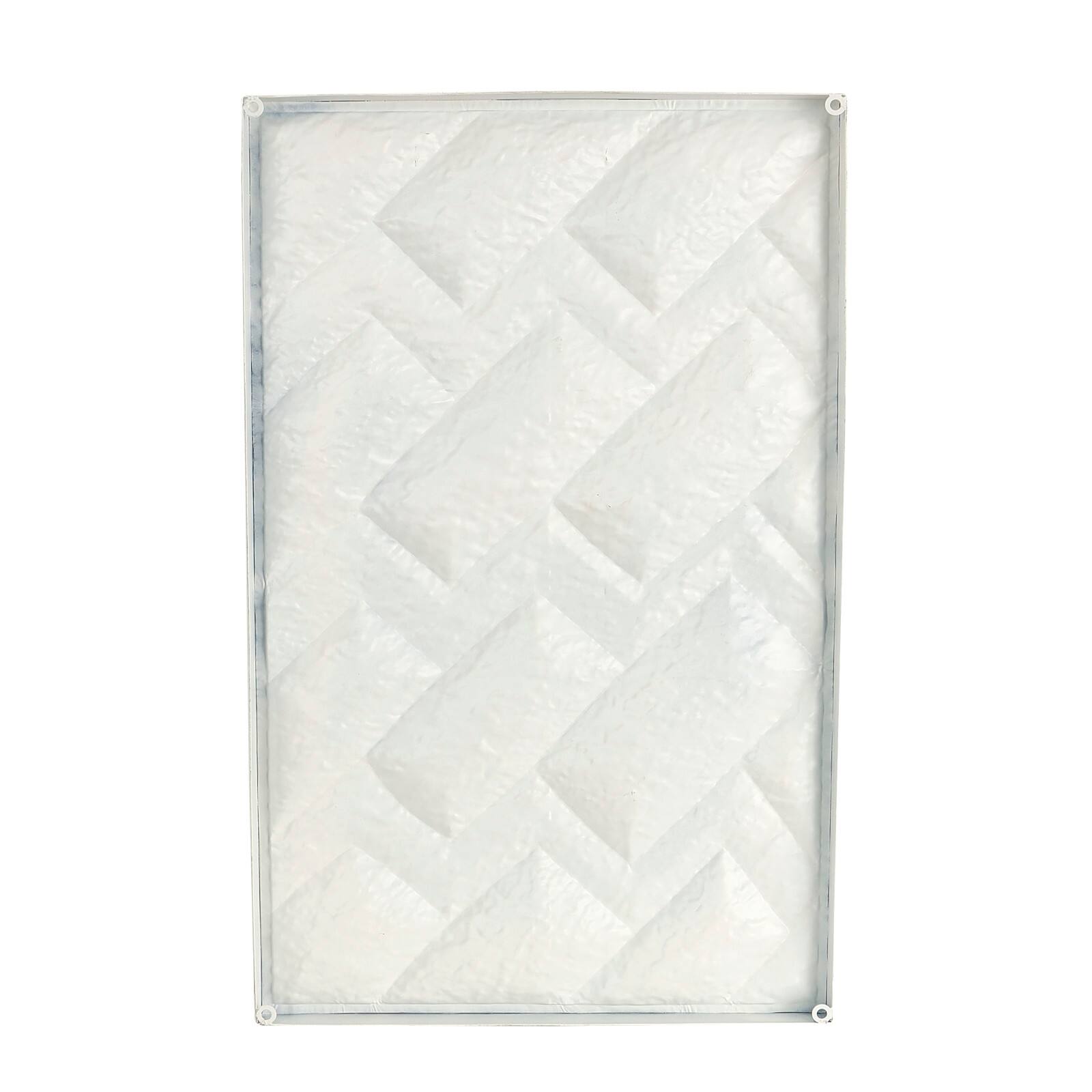 White metal geometric dimensional wall décor