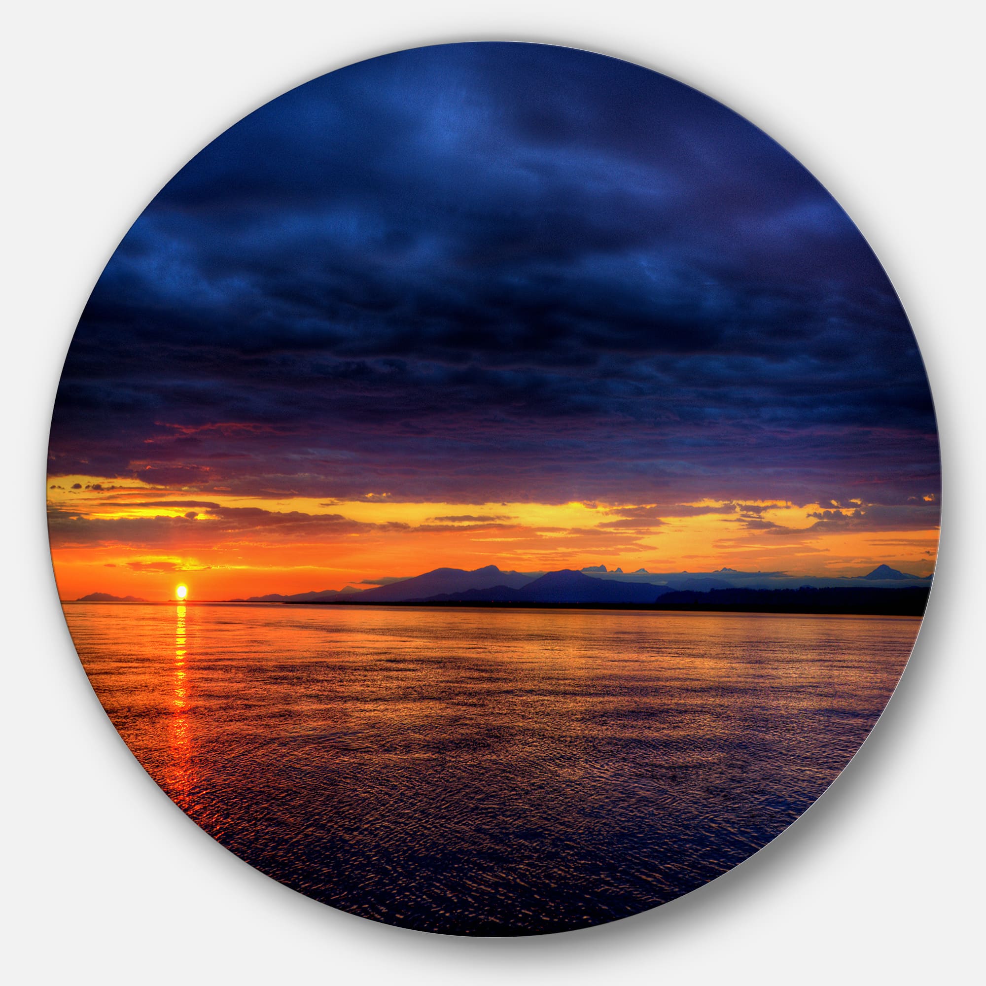 Designart - Blue Cloudy Sky and Setting Sun&#x27; Seashore Photo Metal Circle Wall Art