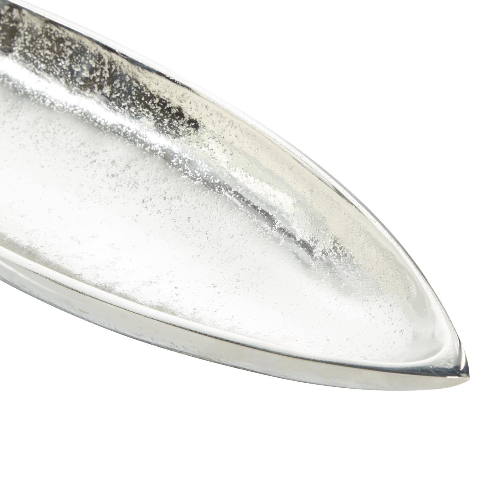 CosmoLiving by Cosmopolitan Aluminum Fish Tray Set