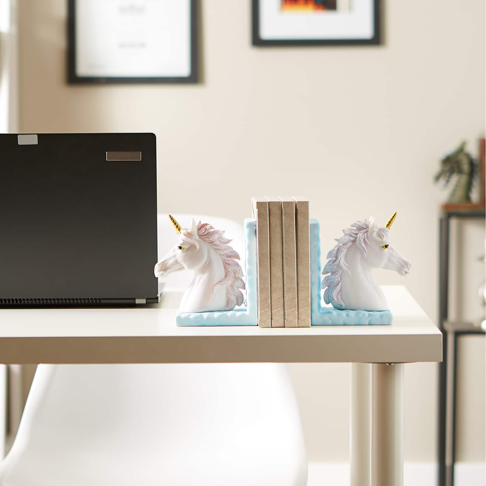 Magical Unicorn Bookends 8&#x22; x 3&#x22; x 5&#x22;