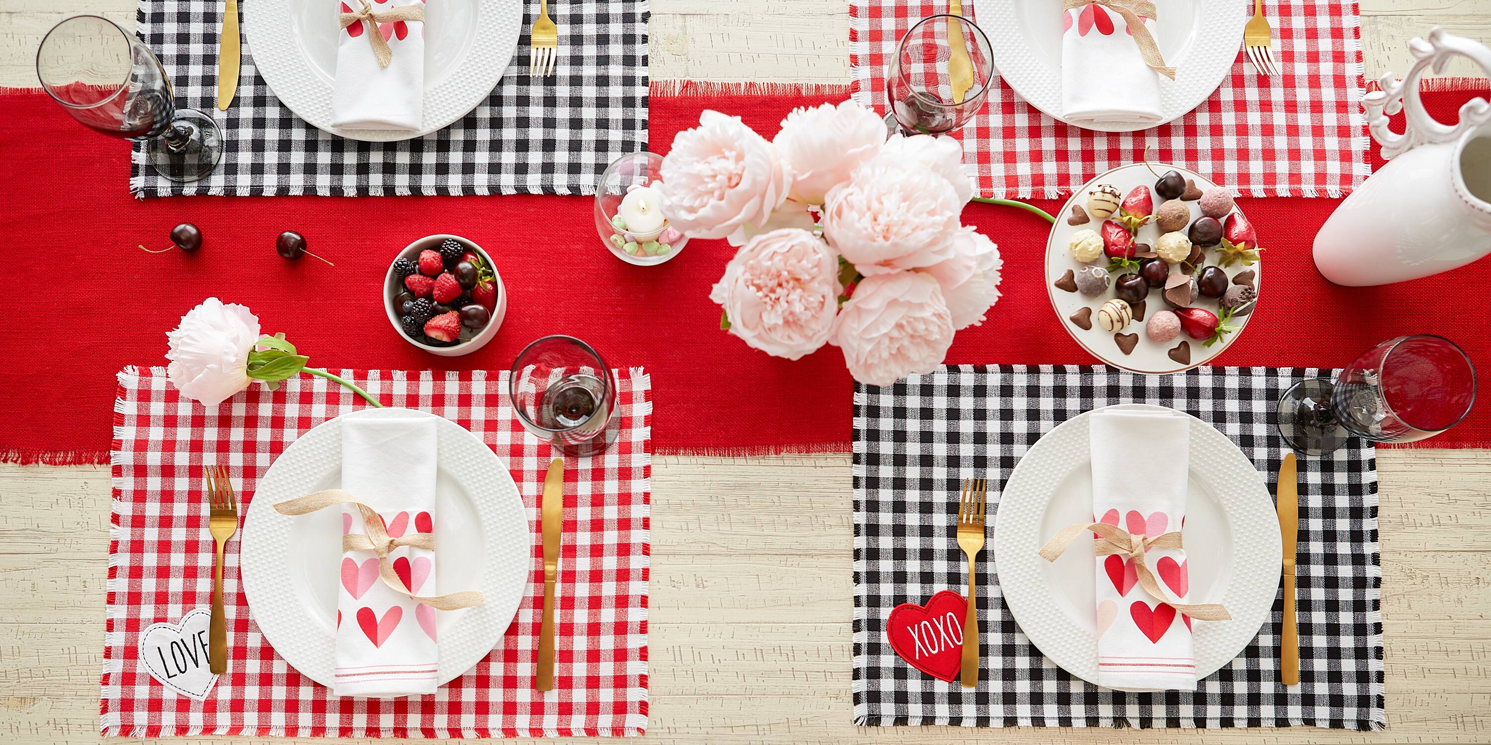 DII&#xAE; Love and Xoxo Checkers Embellished Placemats (Set of 4)