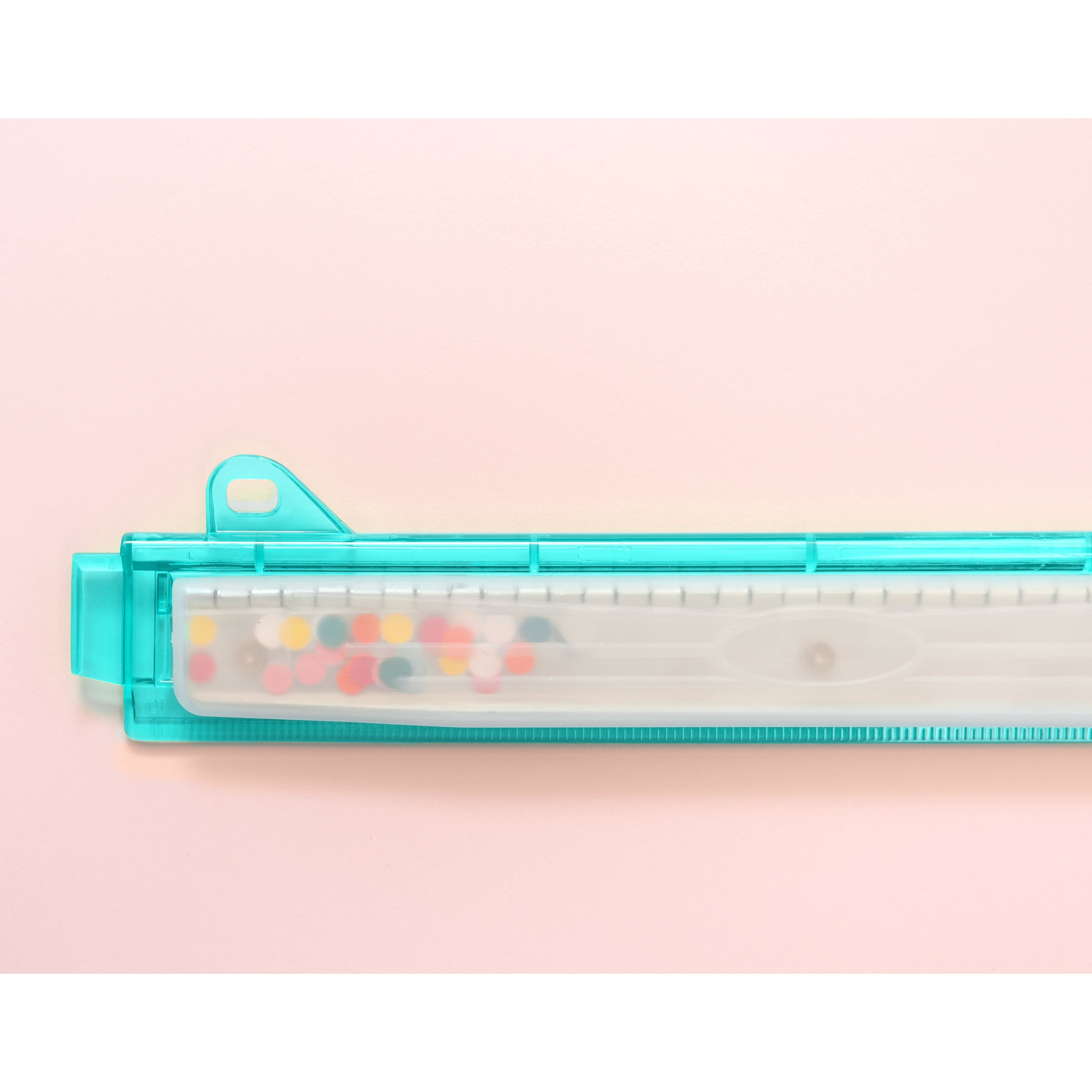 We R Memory Keepers® Classic 3-Hole Punch