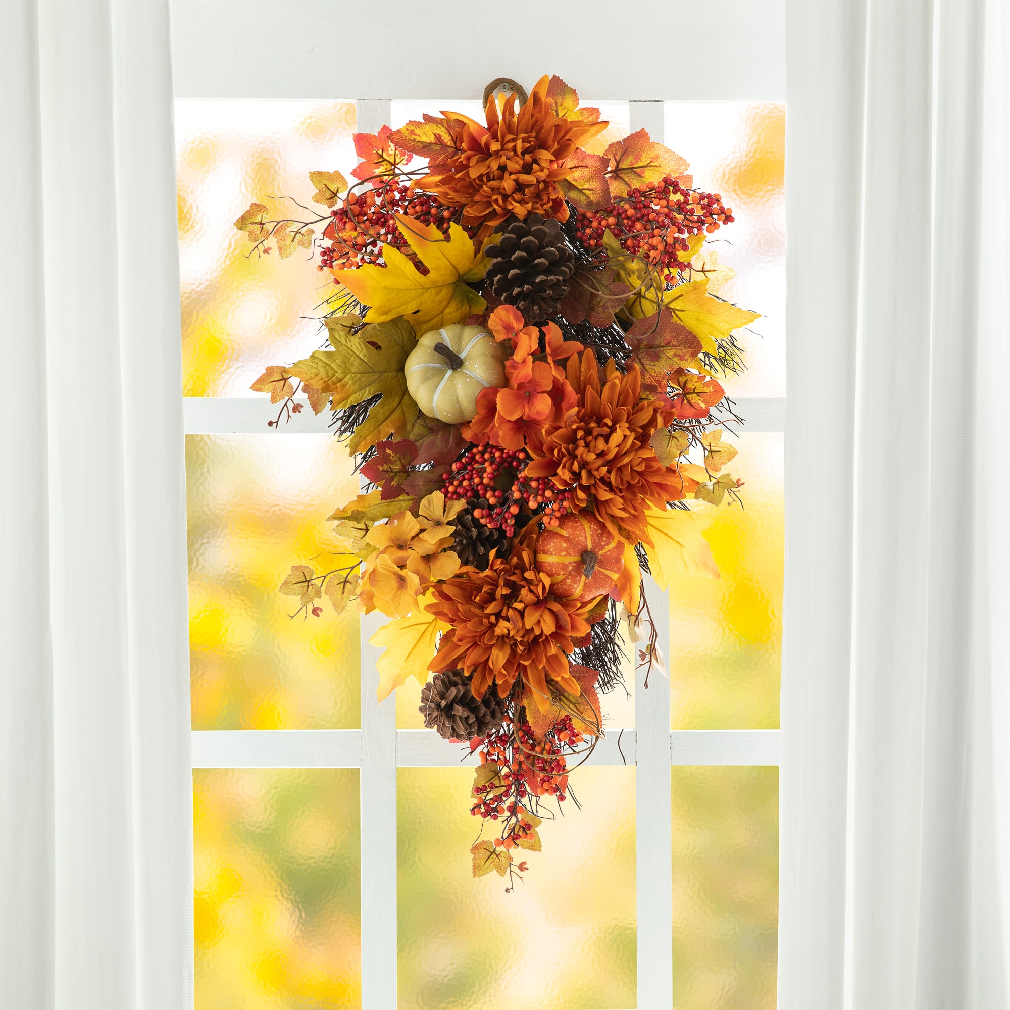 Glitzhome&#xAE; 27&#x22; Fall Dahlia, Pumpkin, Leaf &#x26; Berry Swag