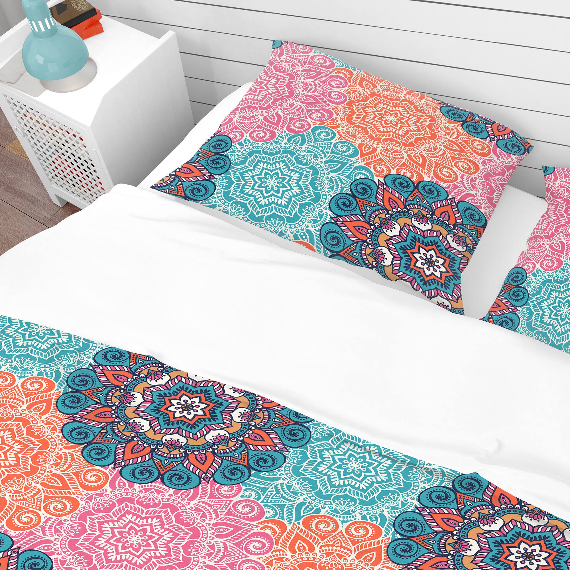 Designart &#x27;Vintage Arabic Decorative Elements&#x27; Bohemian &#x26; Eclectic Bedding Set - Duvet Cover &#x26; Shams
