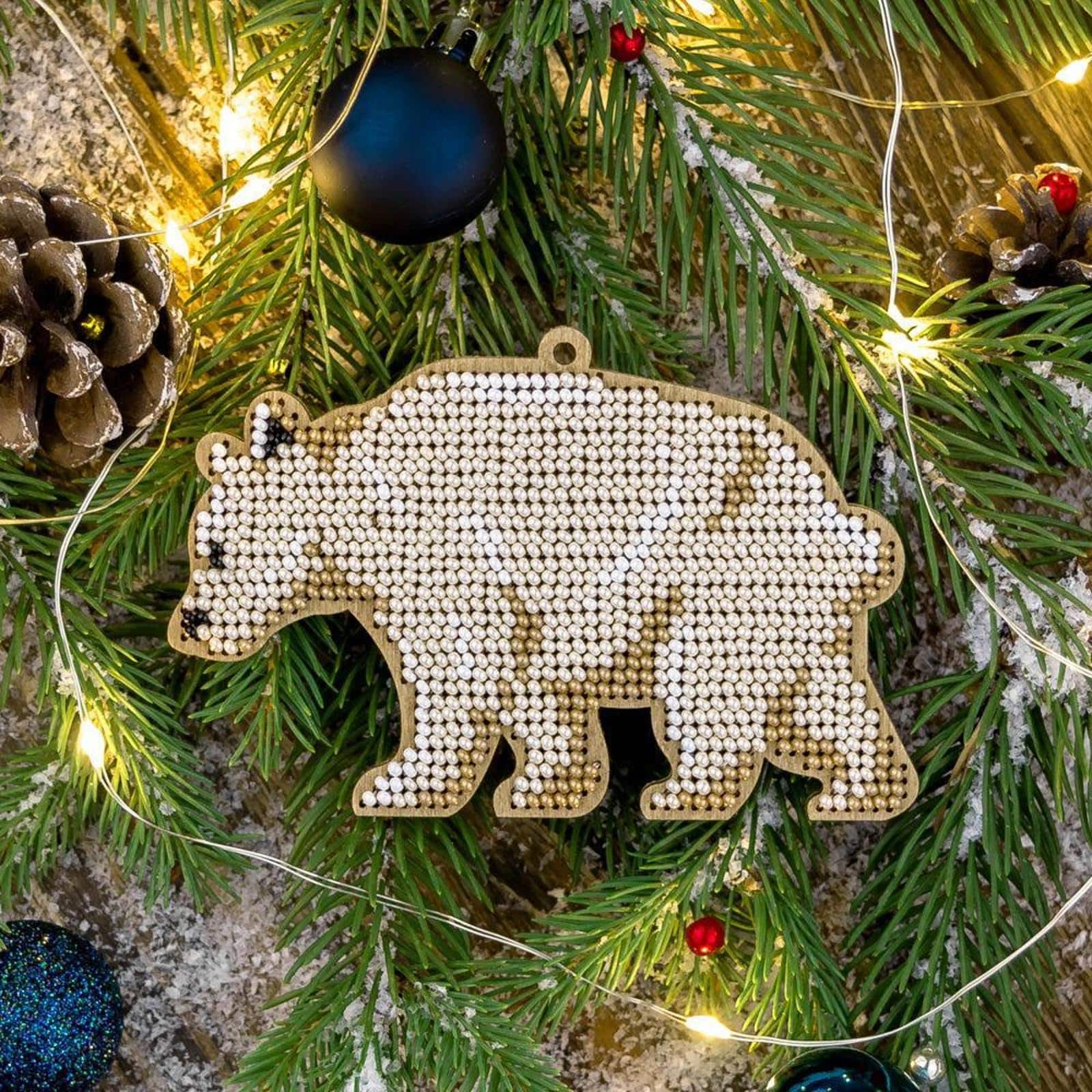 Wonderland Crafts Polar Bear Embroidery on Wood Kit