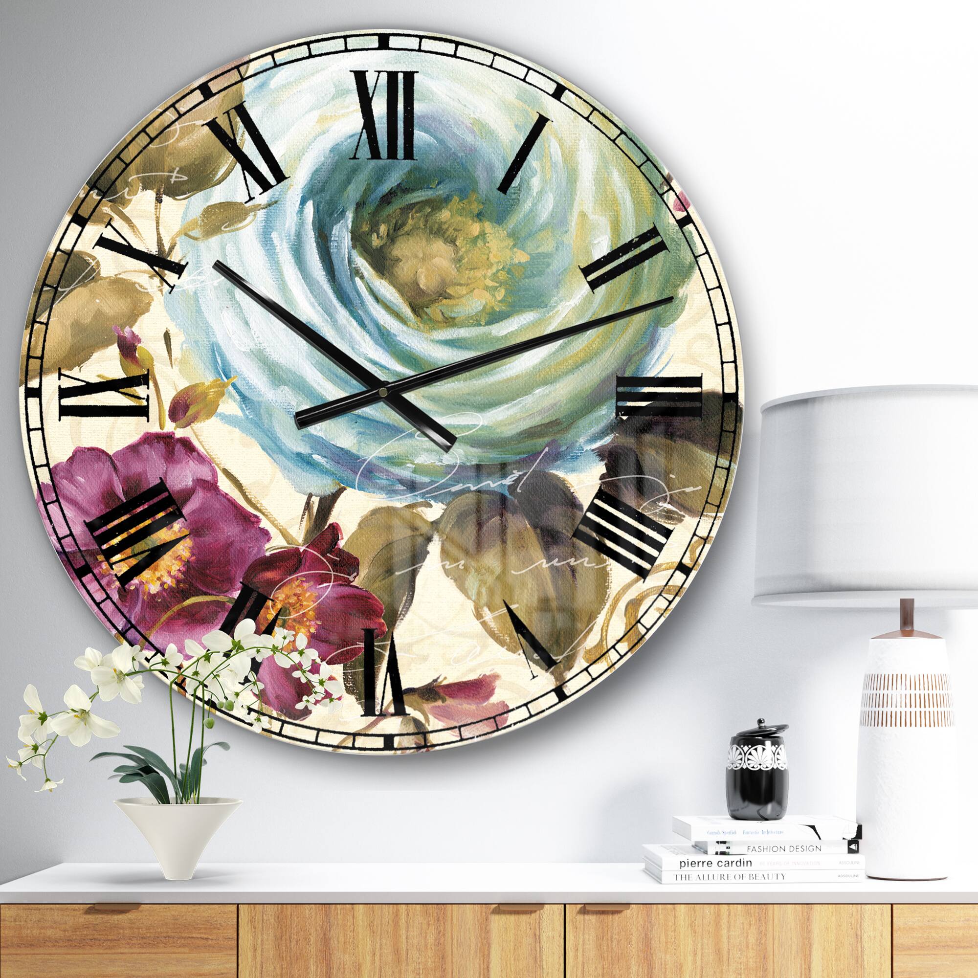 Designart 'Victorias Cream Flower Traditional Wall Clock