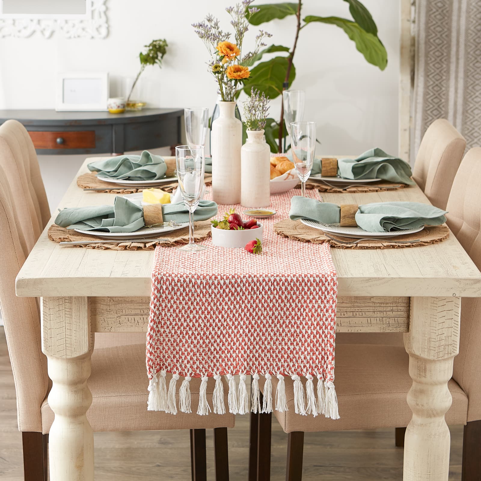 DII&#xAE; 72&#x22; Woven Table Runner