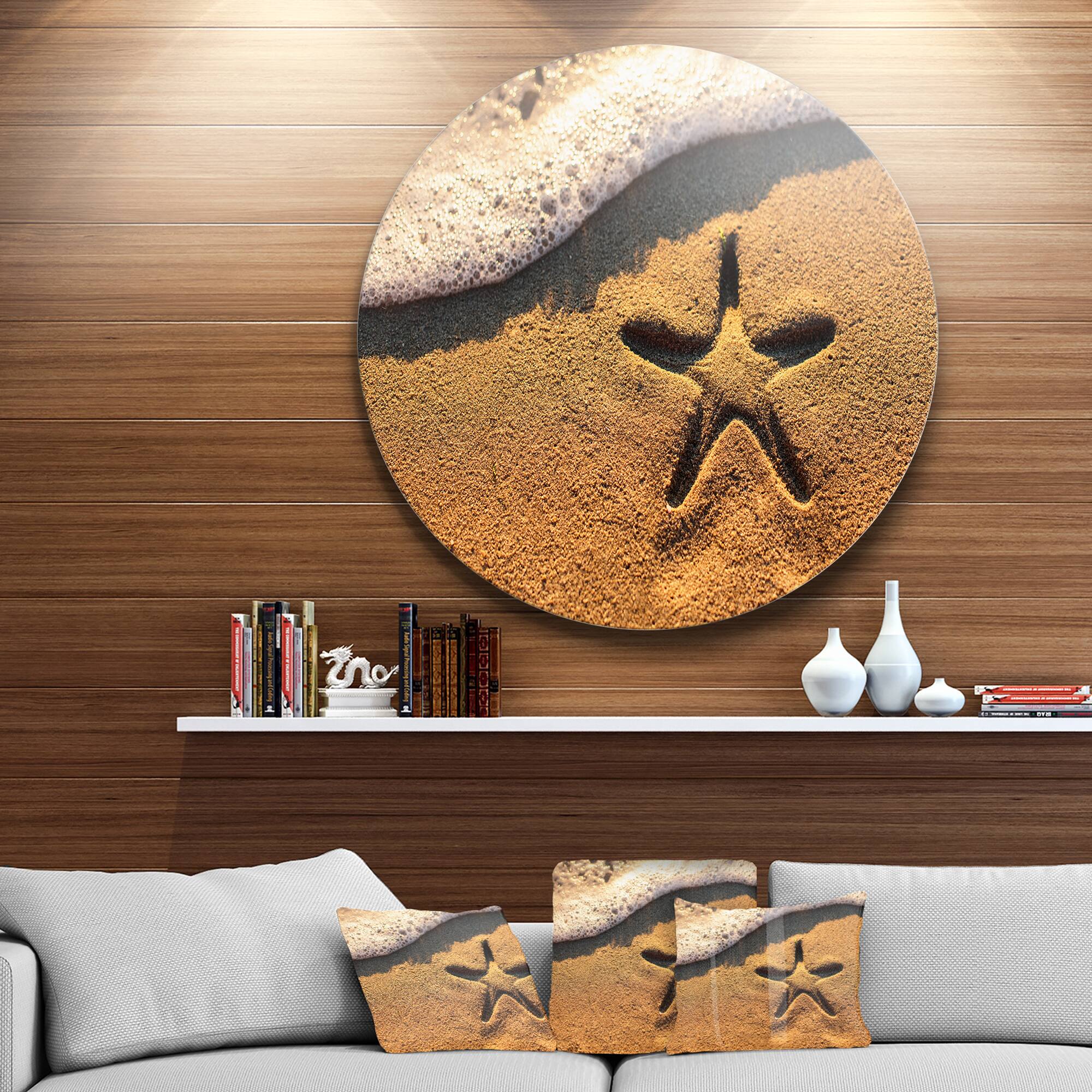 Designart - Starfish on Beach with Waves&#x27; Disc Large Beach Large Metal Circle Wall Art