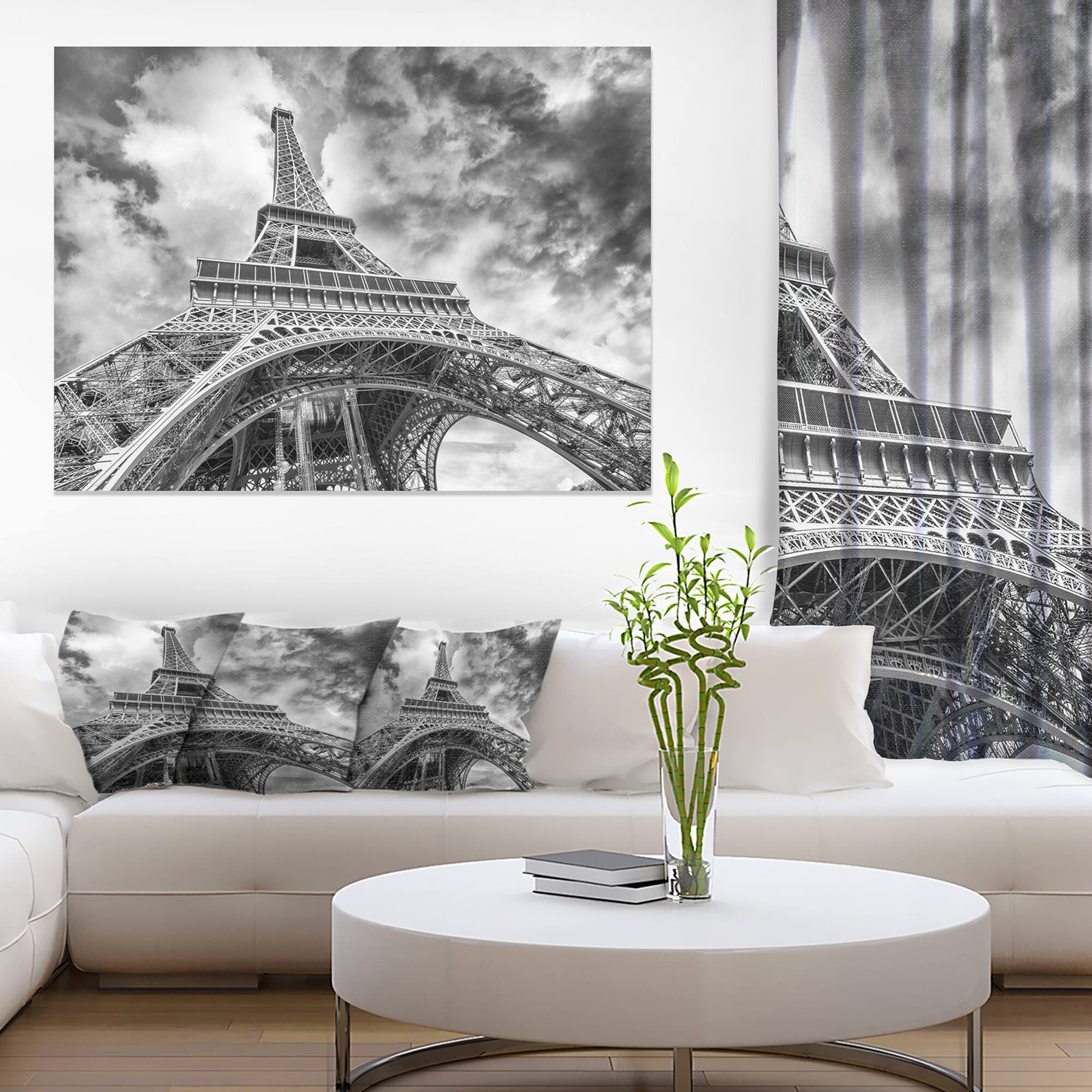Designart - Black and White View of Paris Paris Eiffel Tower - Cityscape Canvas Print