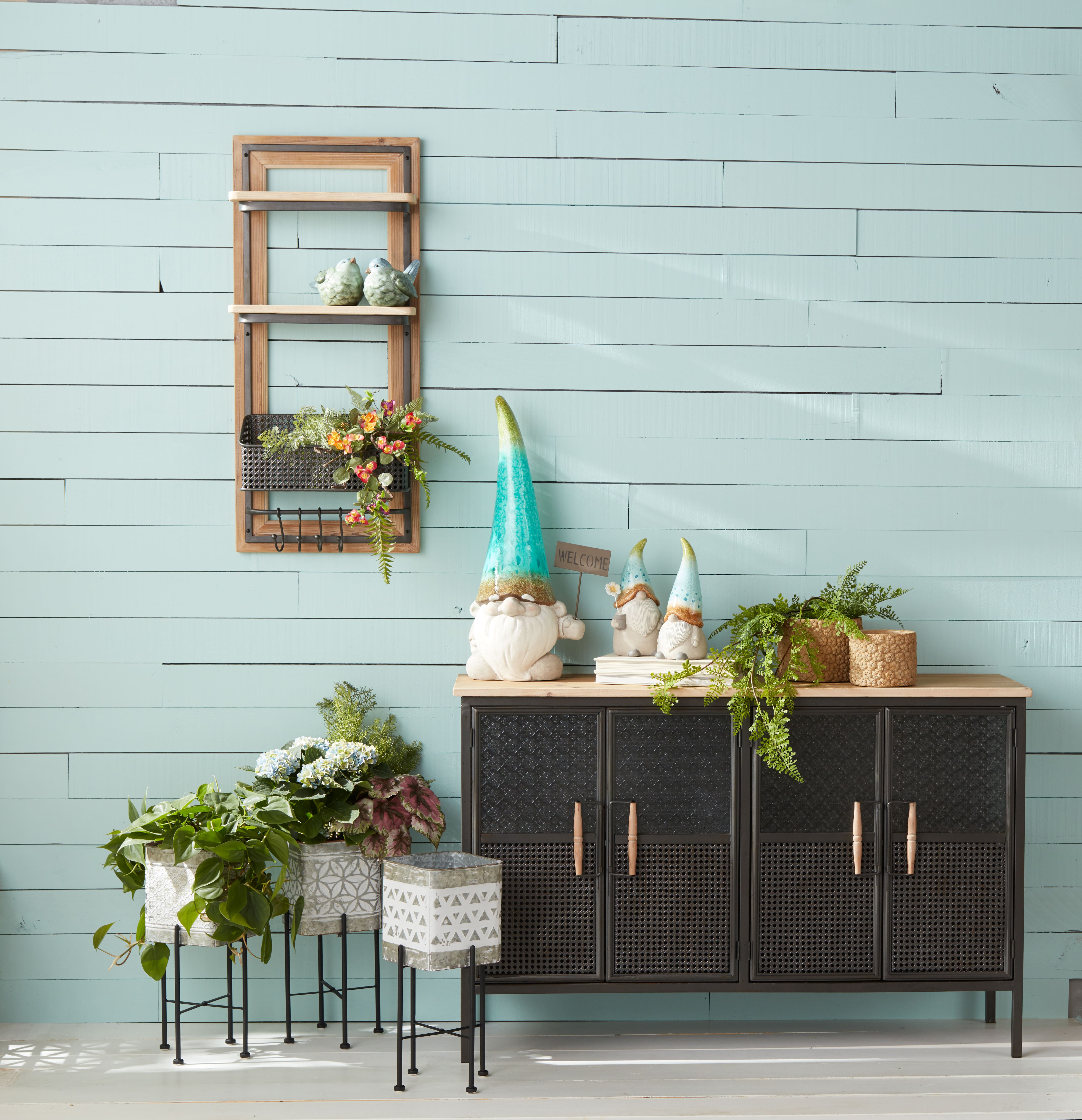 24" Garden Gnome with Welcome Sign Statue