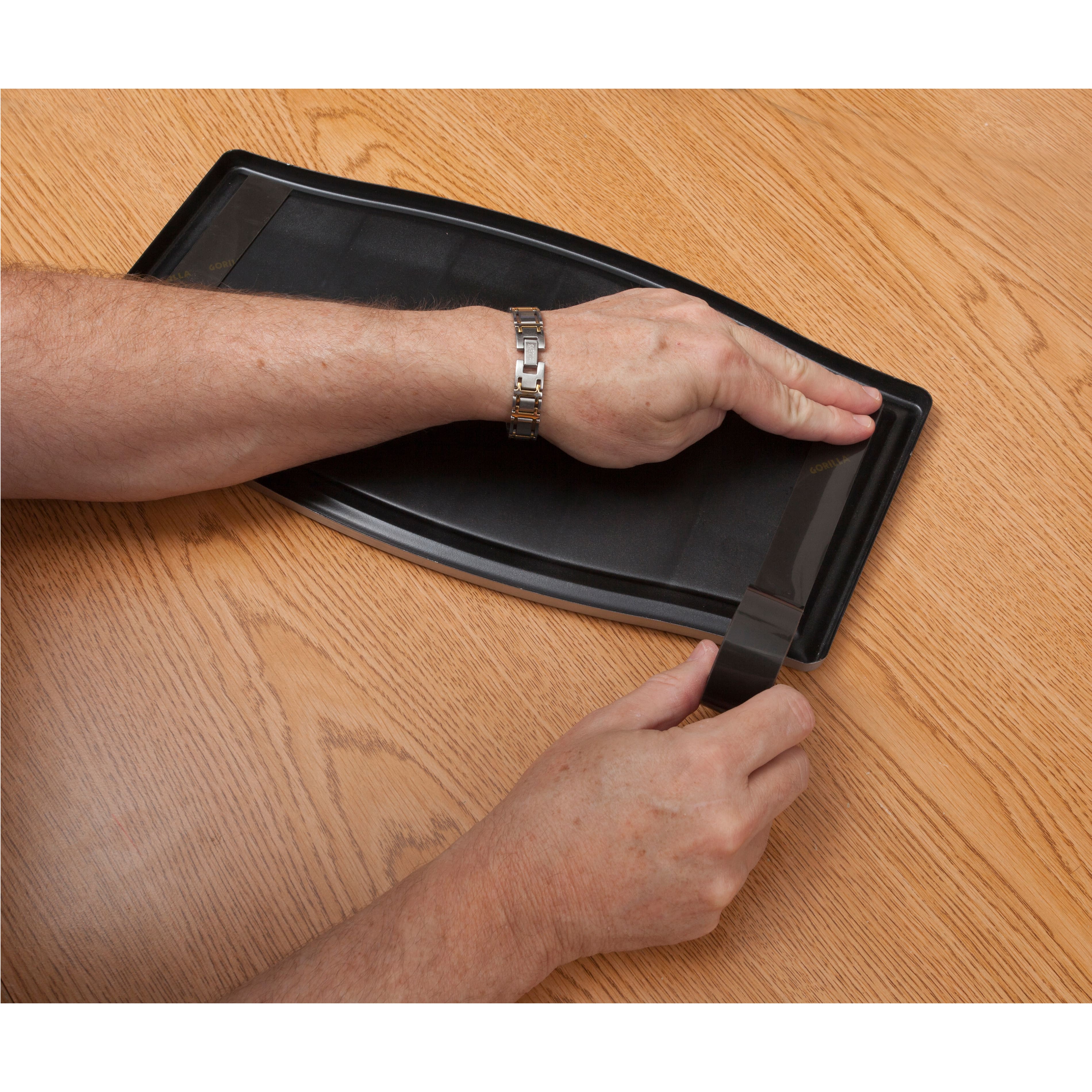 Ruban adhésif de montage noir très robuste de Gorilla