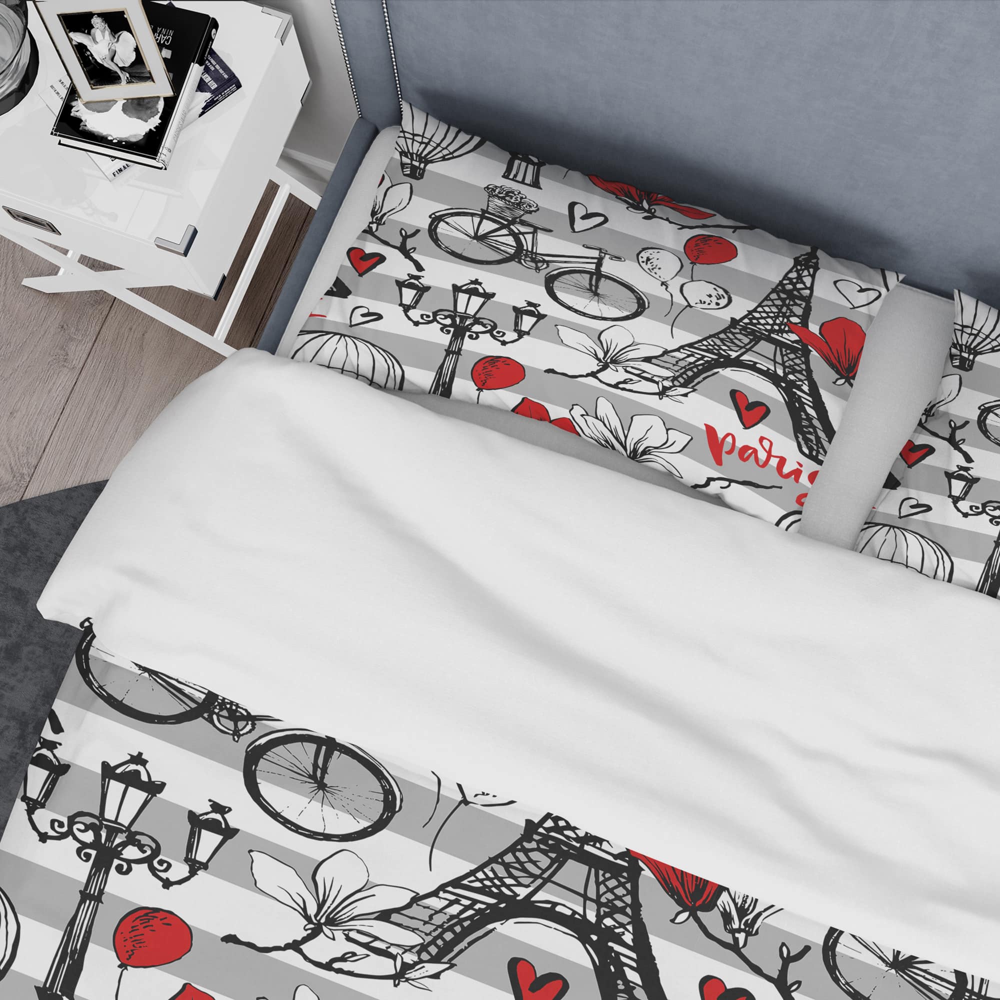 Designart &#x27;Paris Eiffel Red Hearts II&#x27; Mid-Century Duvet Cover Set