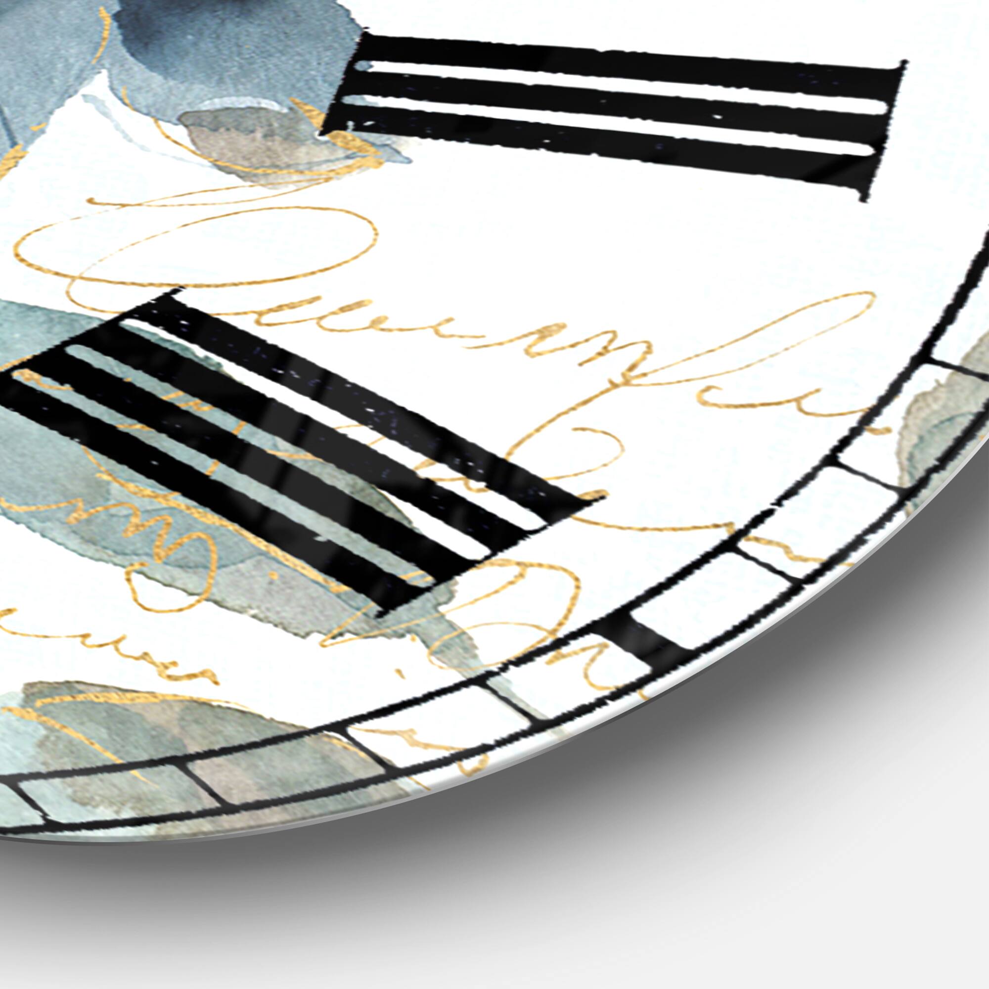 Designart 'My Greenhouse Cottage Flowers I Traditional Wall Clock