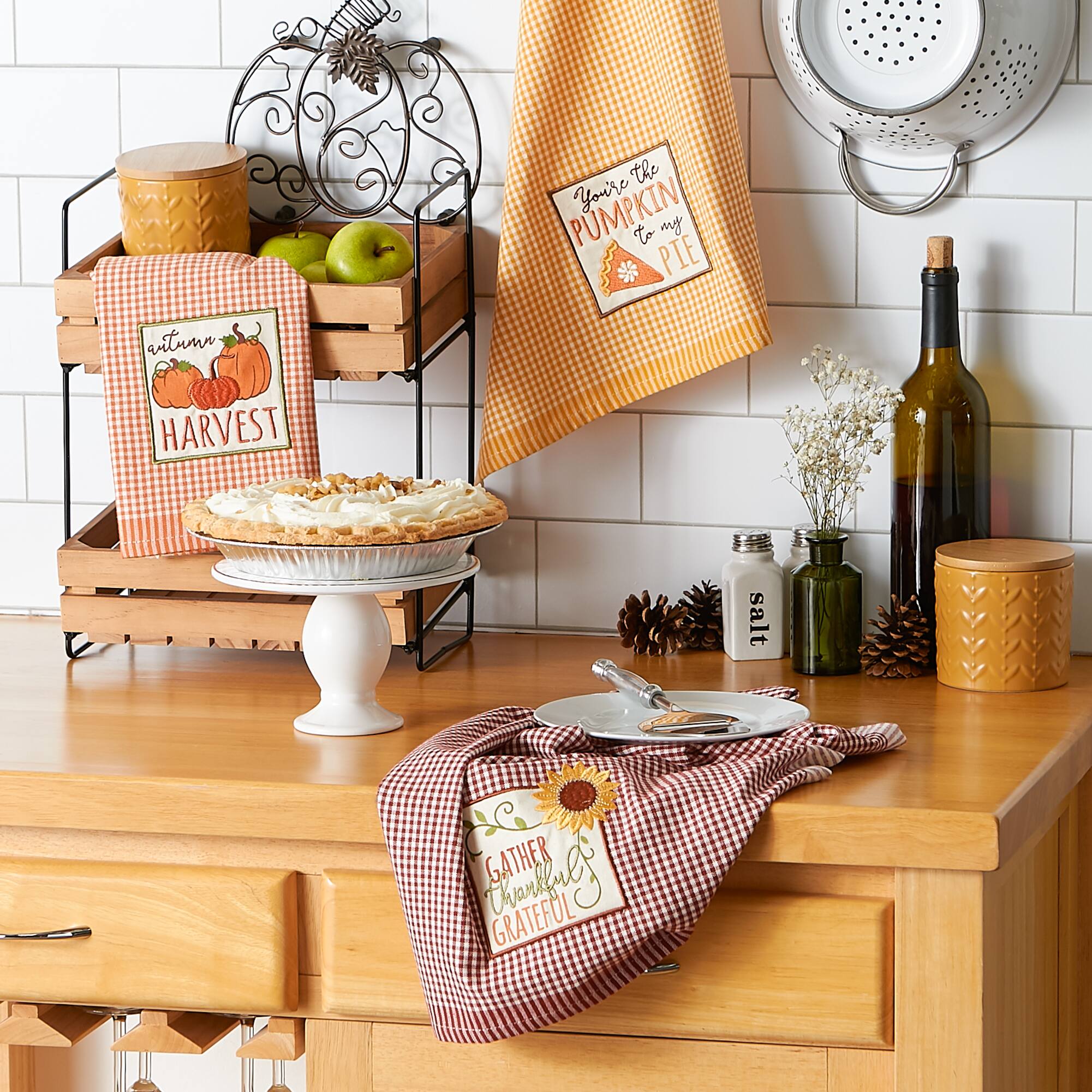 DII® Autumn Gingham Embellished Dishtowel Set