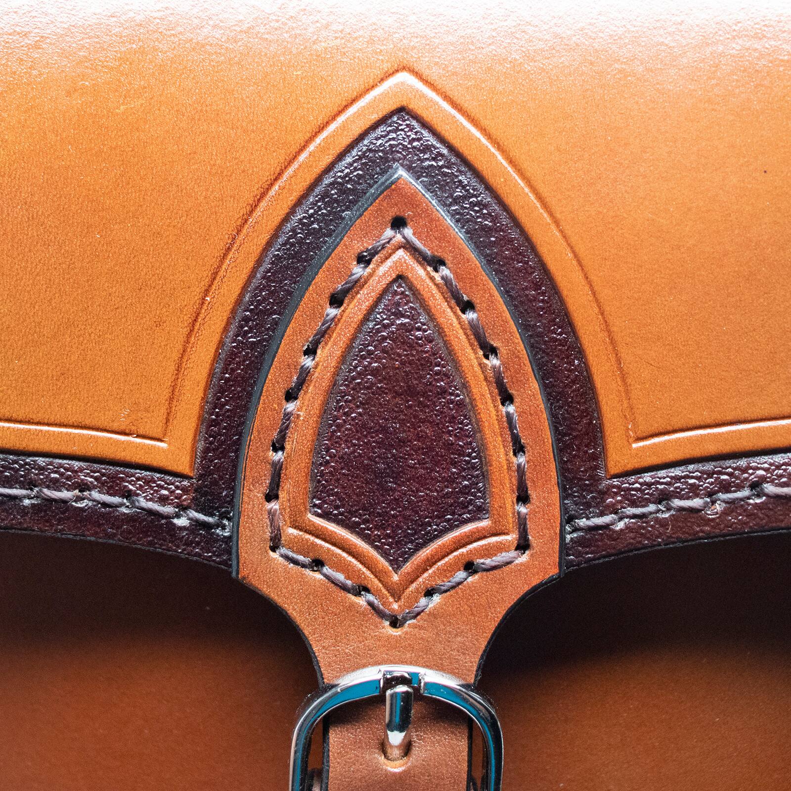 Realeather&#xAE; Brown Waxed Thread