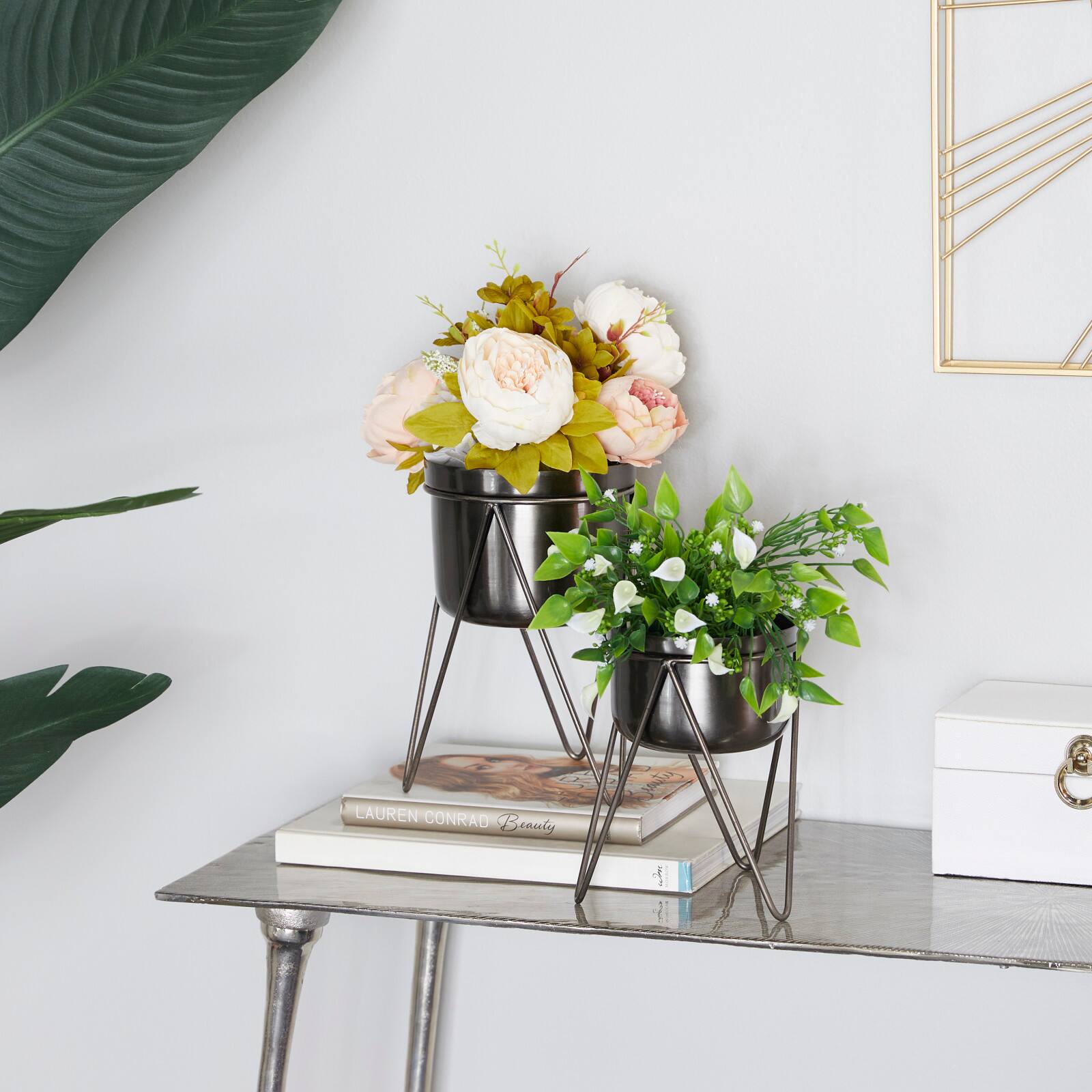 Silver Modern Planter, Set of 2" 7", 7"