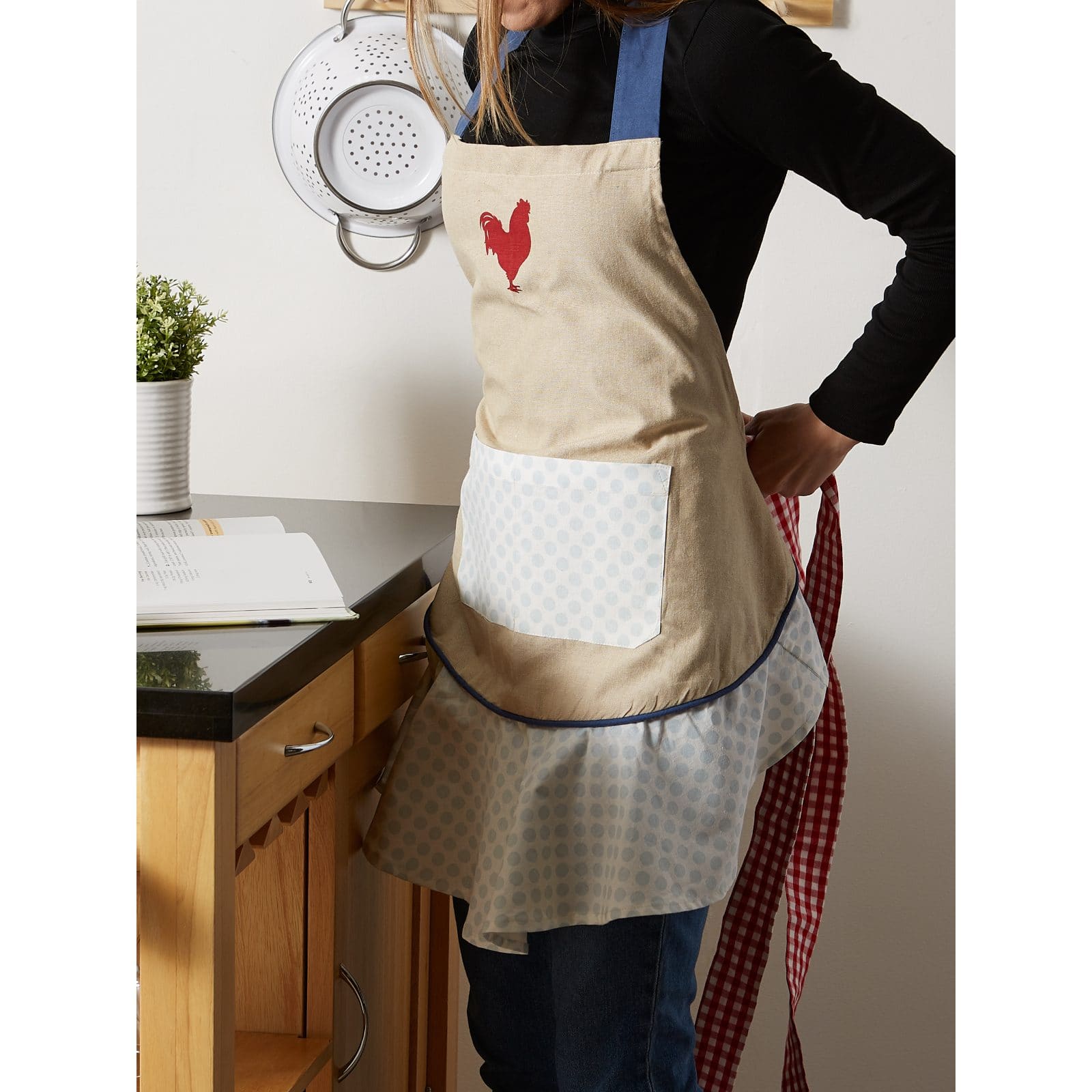 DII® Red Rooster Ruffle Apron