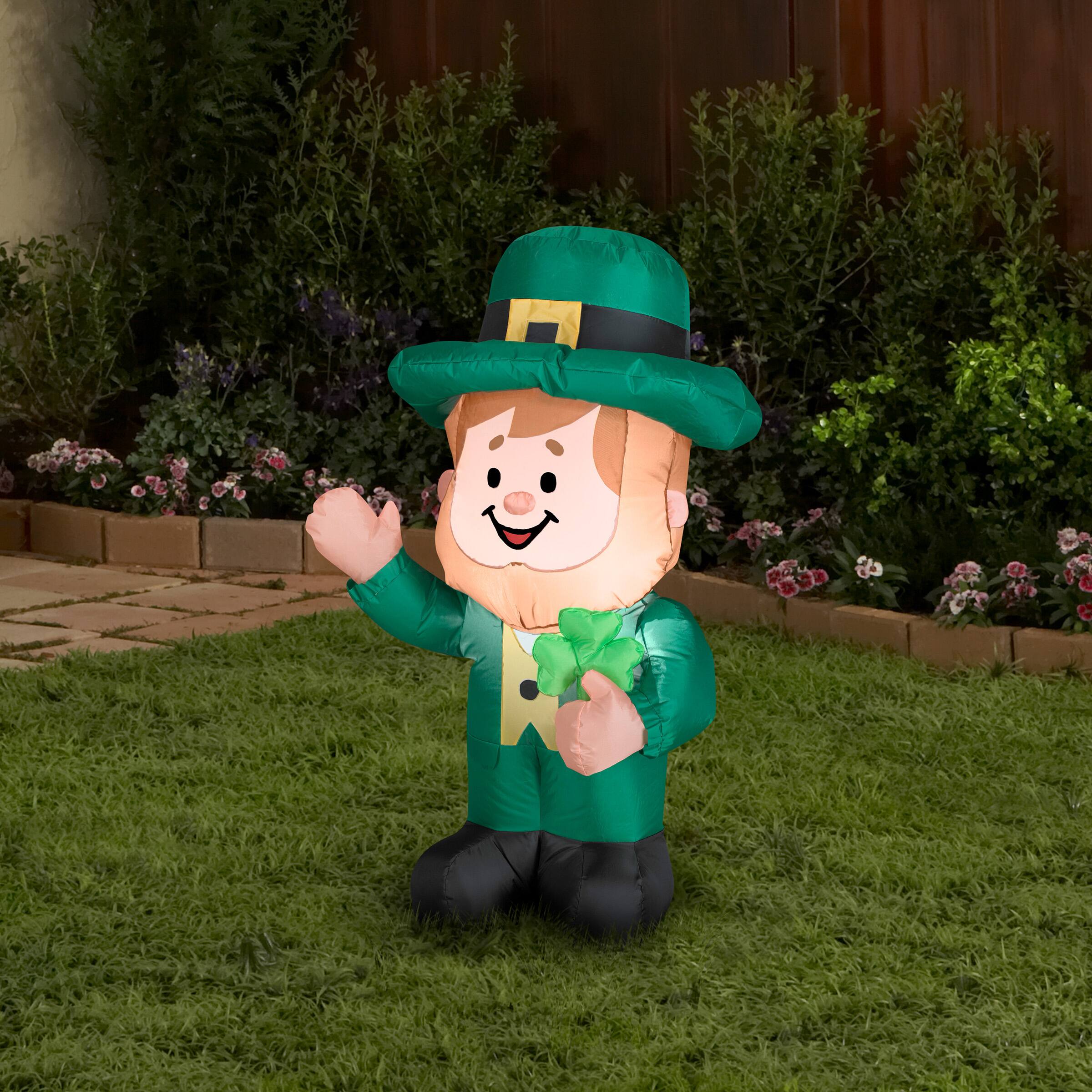 3.5ft. Inflatable St. Patrick's Day Waving Leprechaun