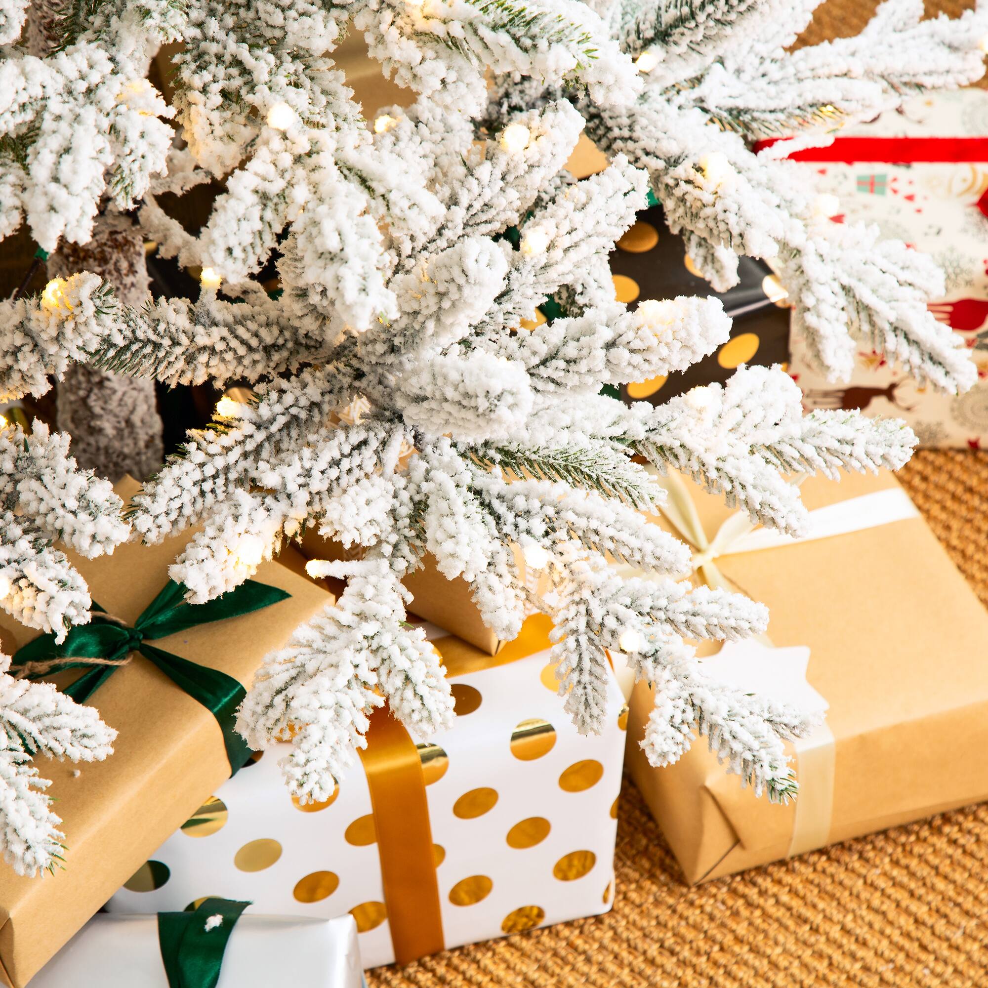 6ft. Pre-Lit Deluxe Flocked Pine Artificial Christmas Tree, Warm White LED Lights