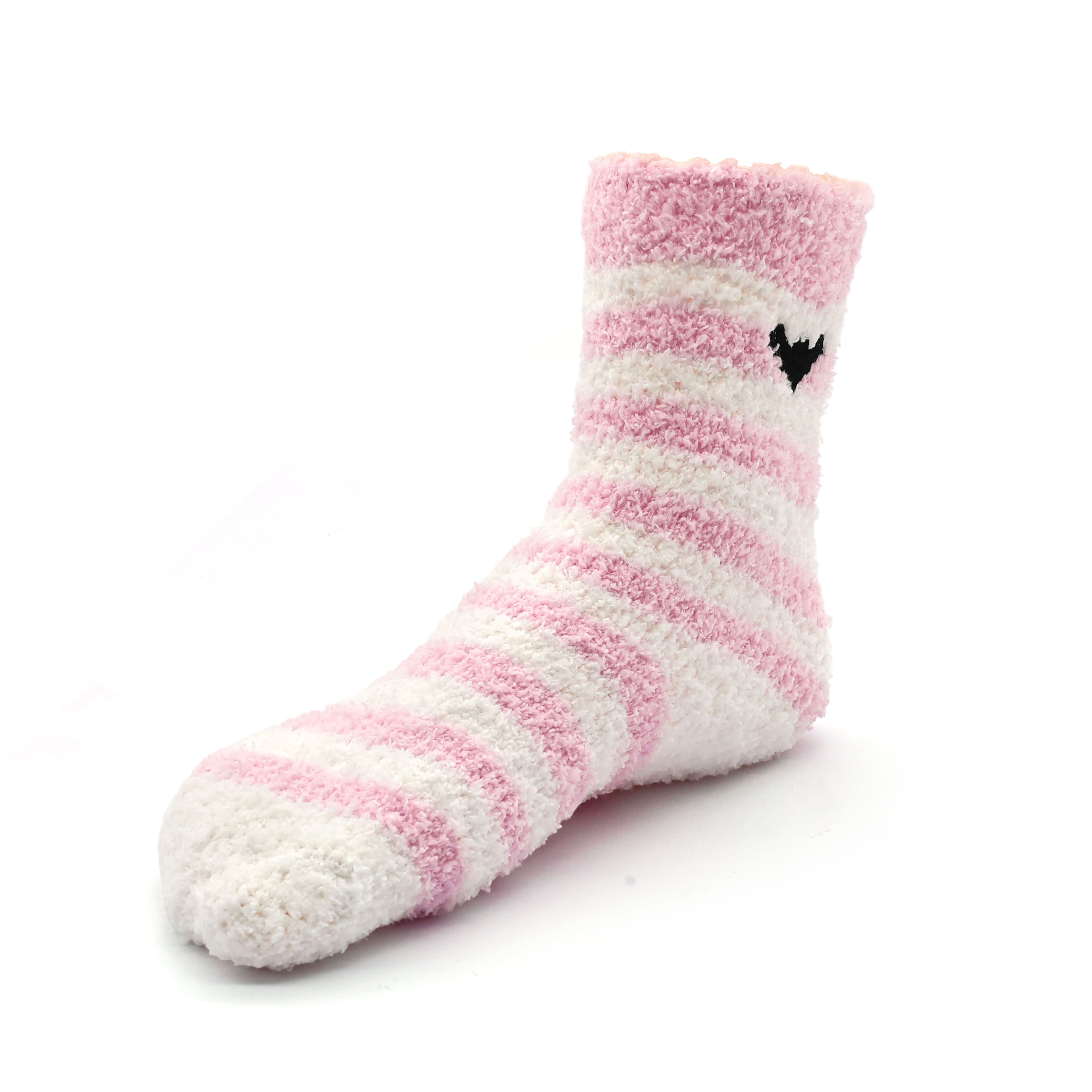 Pink &#x26; White Bat Fuzzy Socks by Creatology&#x2122;