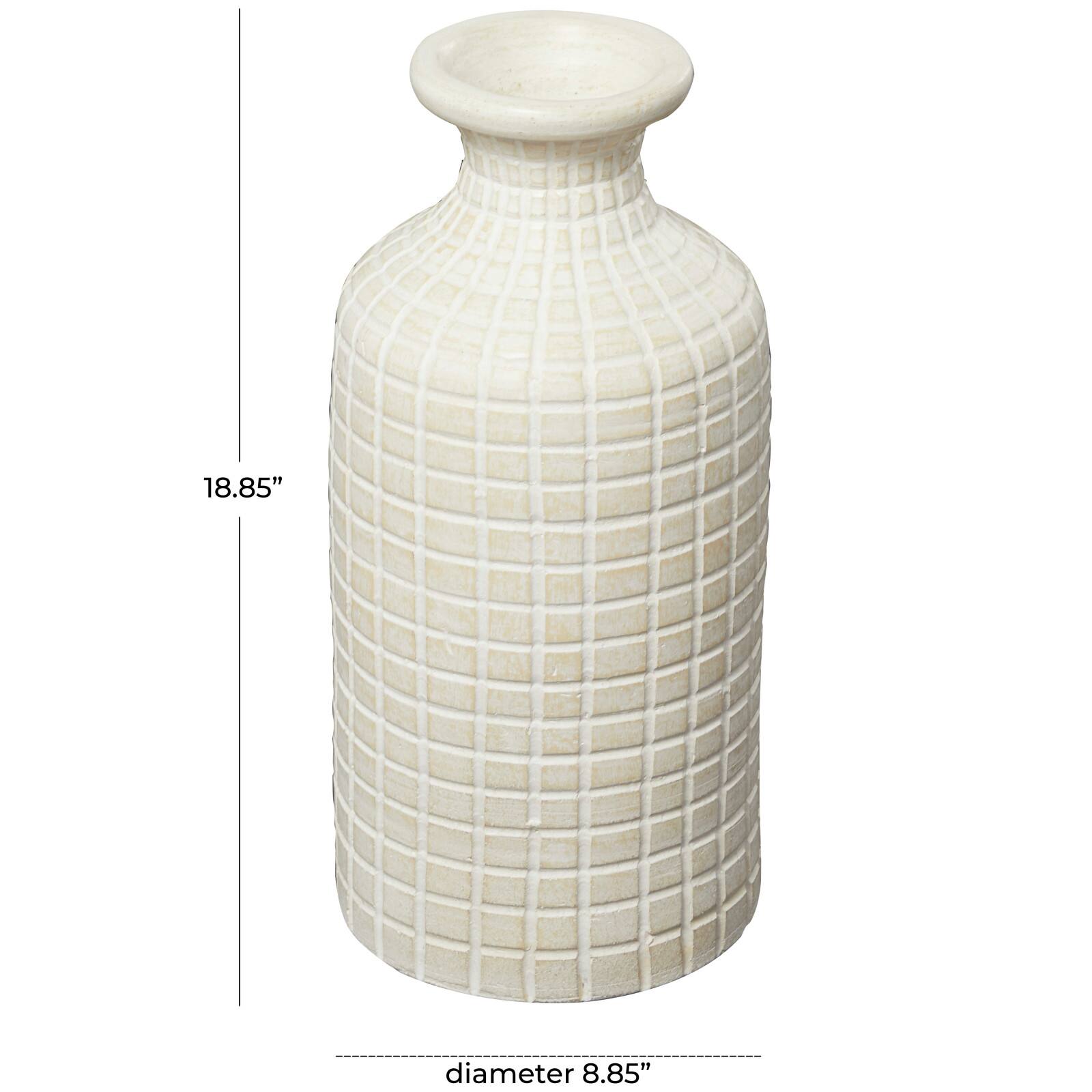 Cream Ceramic Textured Geometric Vase with Checkered Pattern