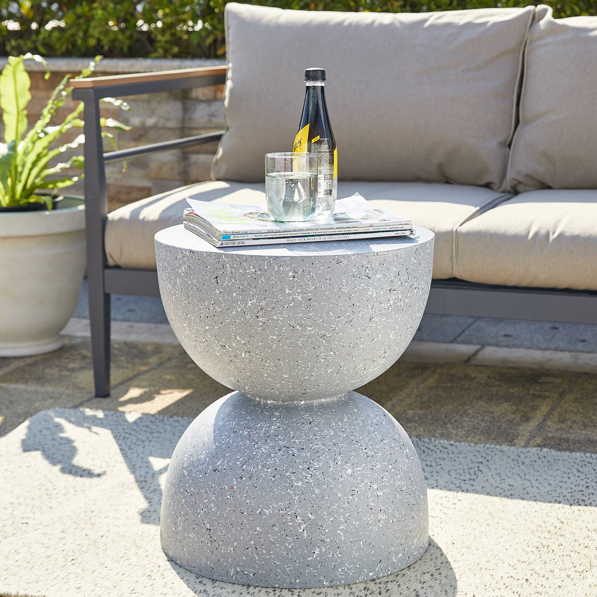 Glitzhome&#xAE; 18&#x22; Multi-Functional Terrazzo Garden Stool