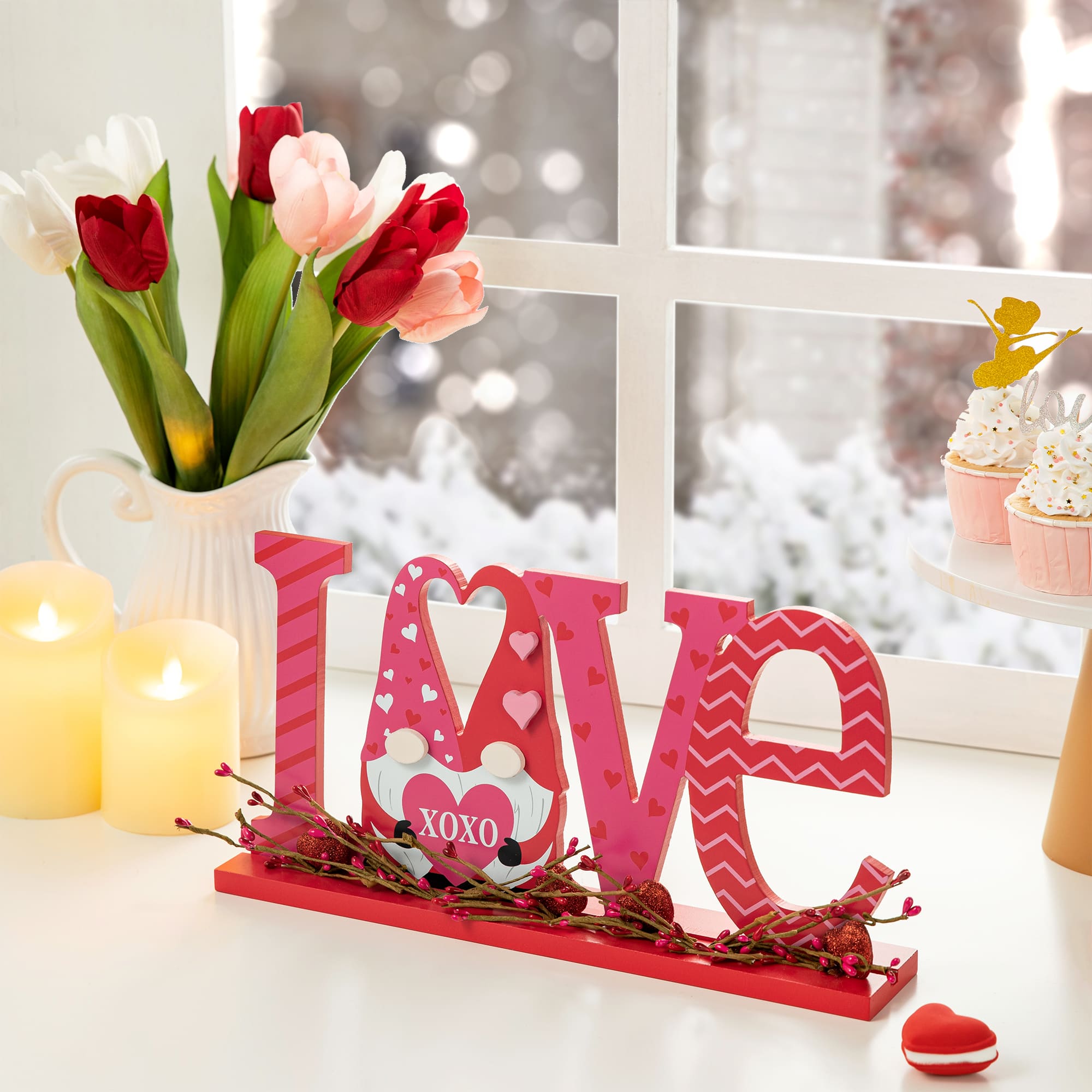 Glitzhome&#xAE; 14.25&#x22; Valentine&#x27;s LOVE Wooden Gnome Table Decor