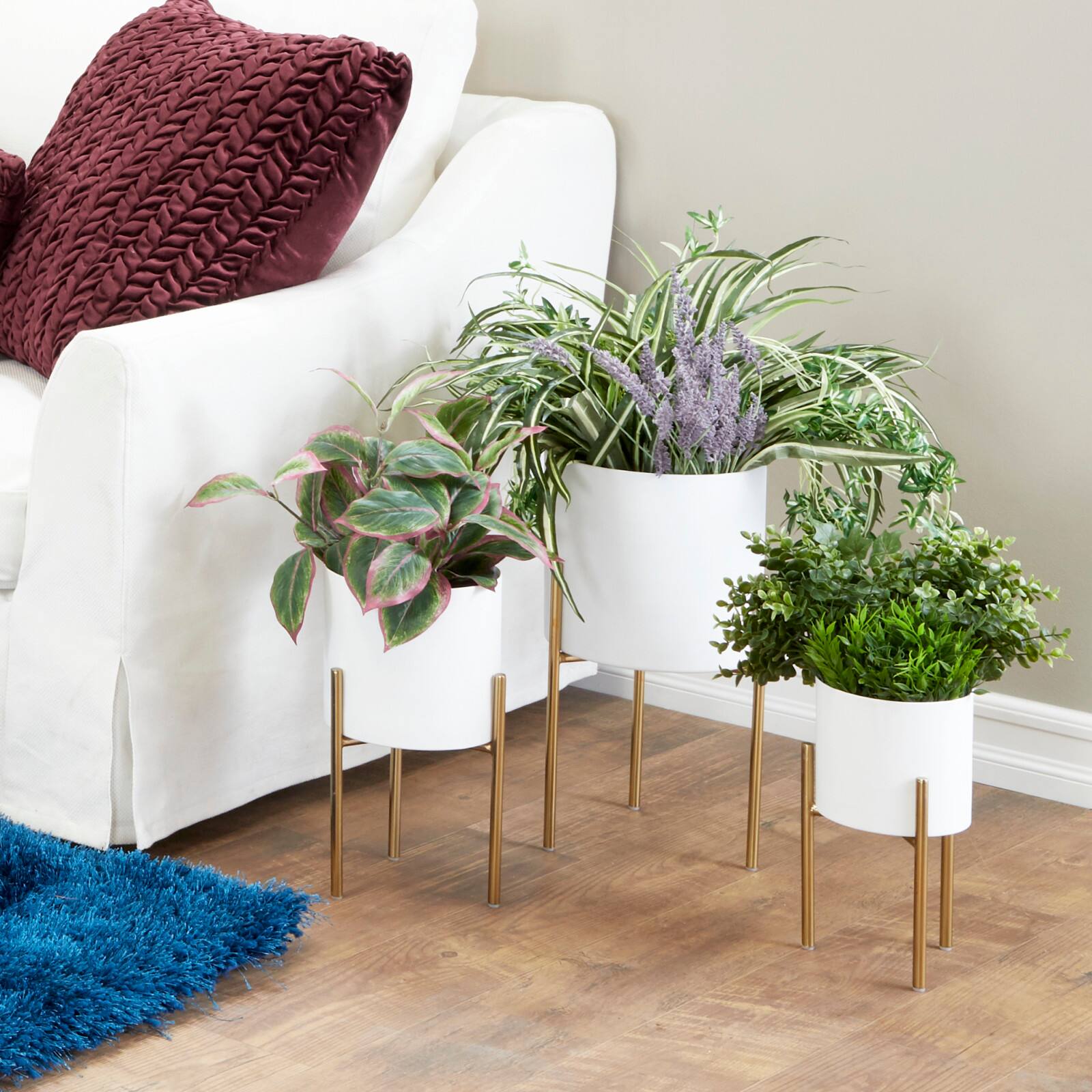 White Metal Contemporary Planter Set