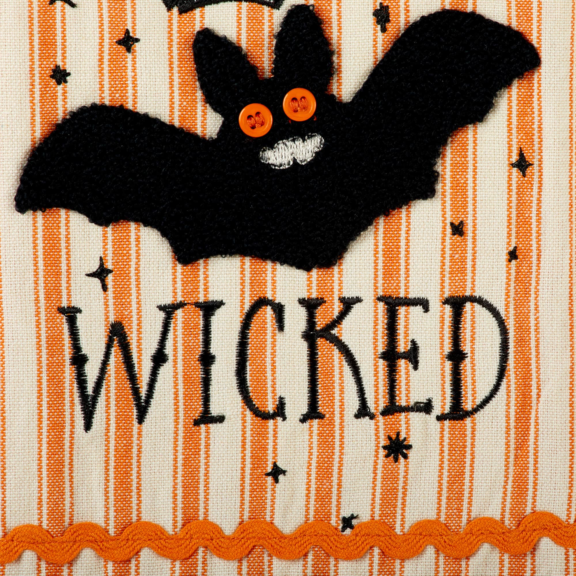 DII® Embellished Halloween Happy Haunting Wicked Treats Dishtowels Set