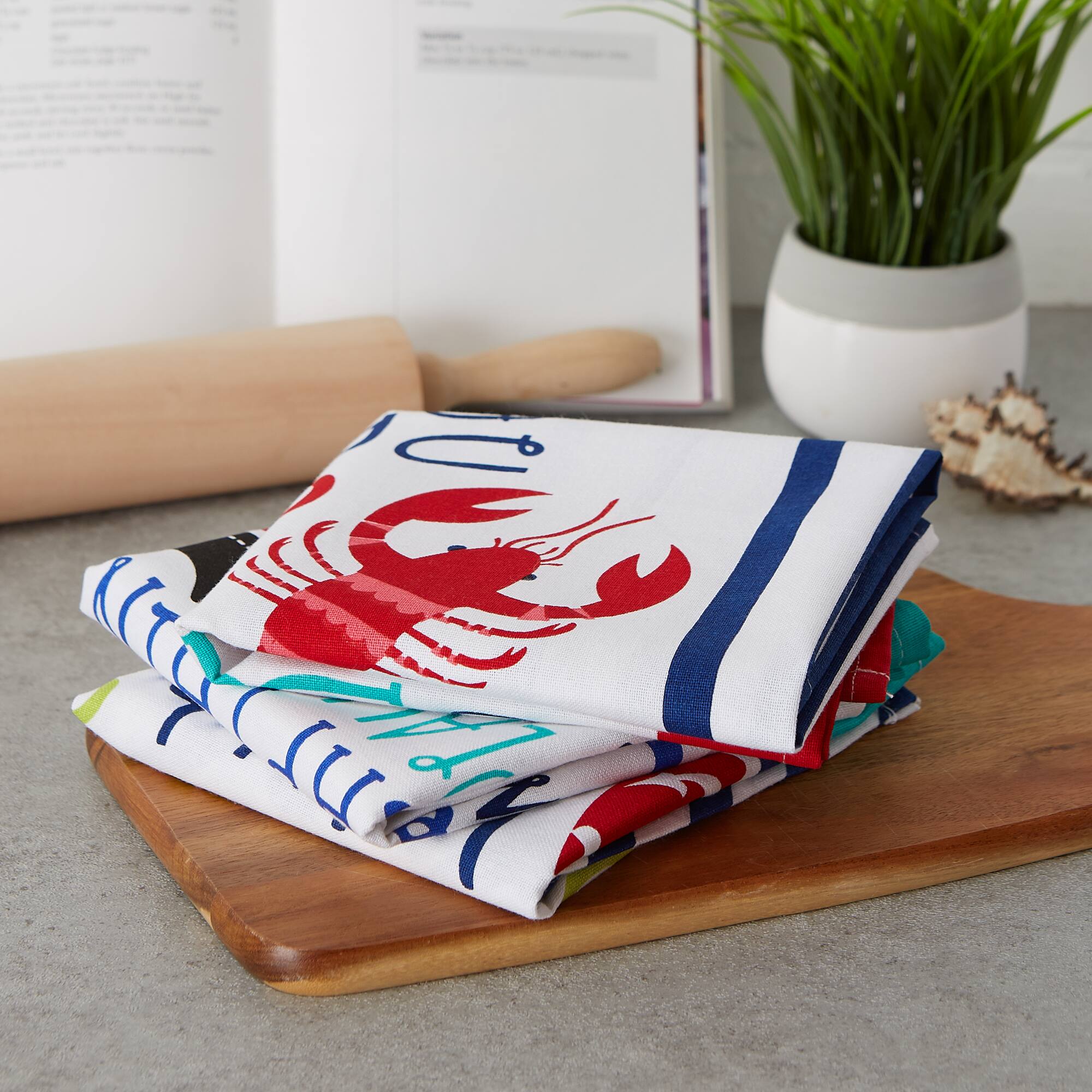 DII&#xAE; Anchor&#x27;s Away Collection Sailing Kitchen Dishtowels, 3ct.