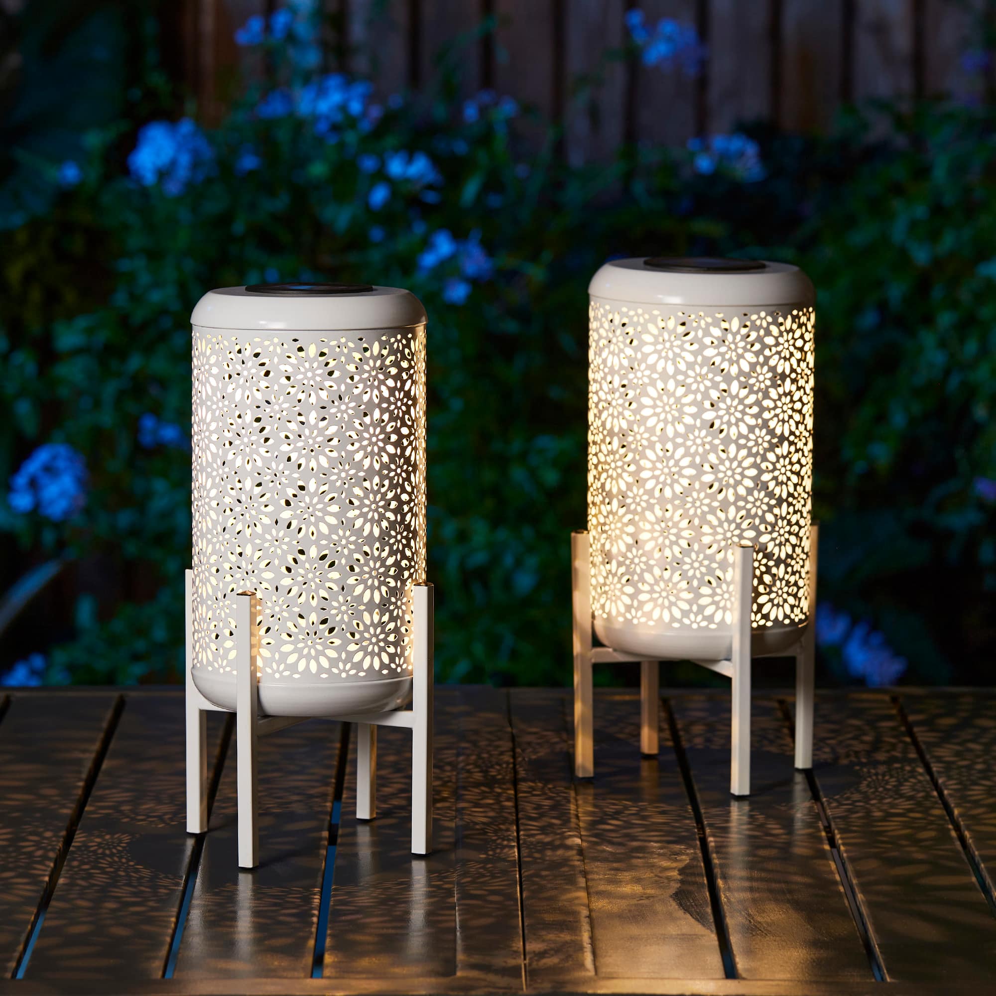 Season's Lantern 2019グローブ Angel Sar Thanksgiving Lighted Lantern, Swirling Glitter