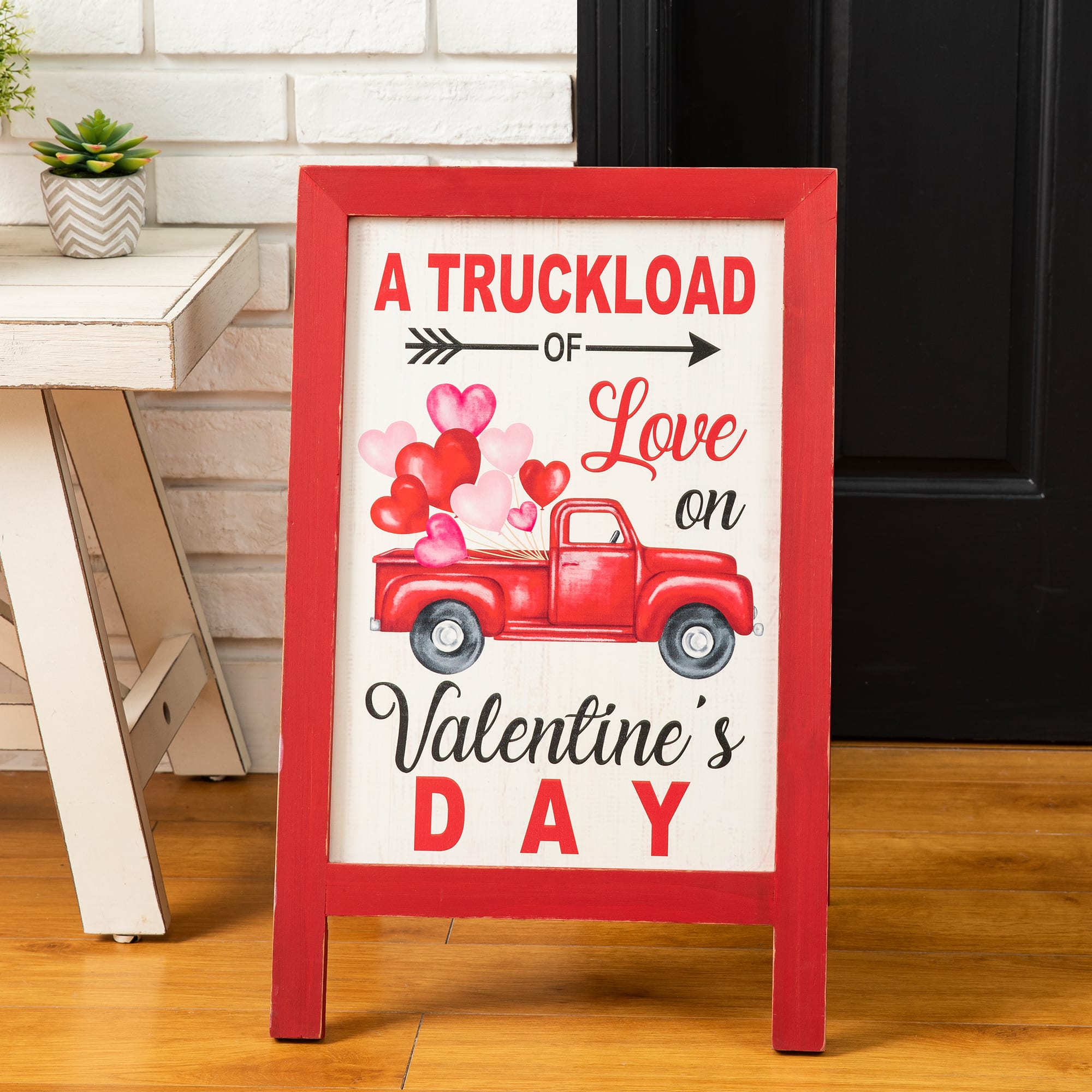 Glitzhome&#xAE; 24&#x22; Wooden Valentine&#x27;s Truck Standing Porch Sign