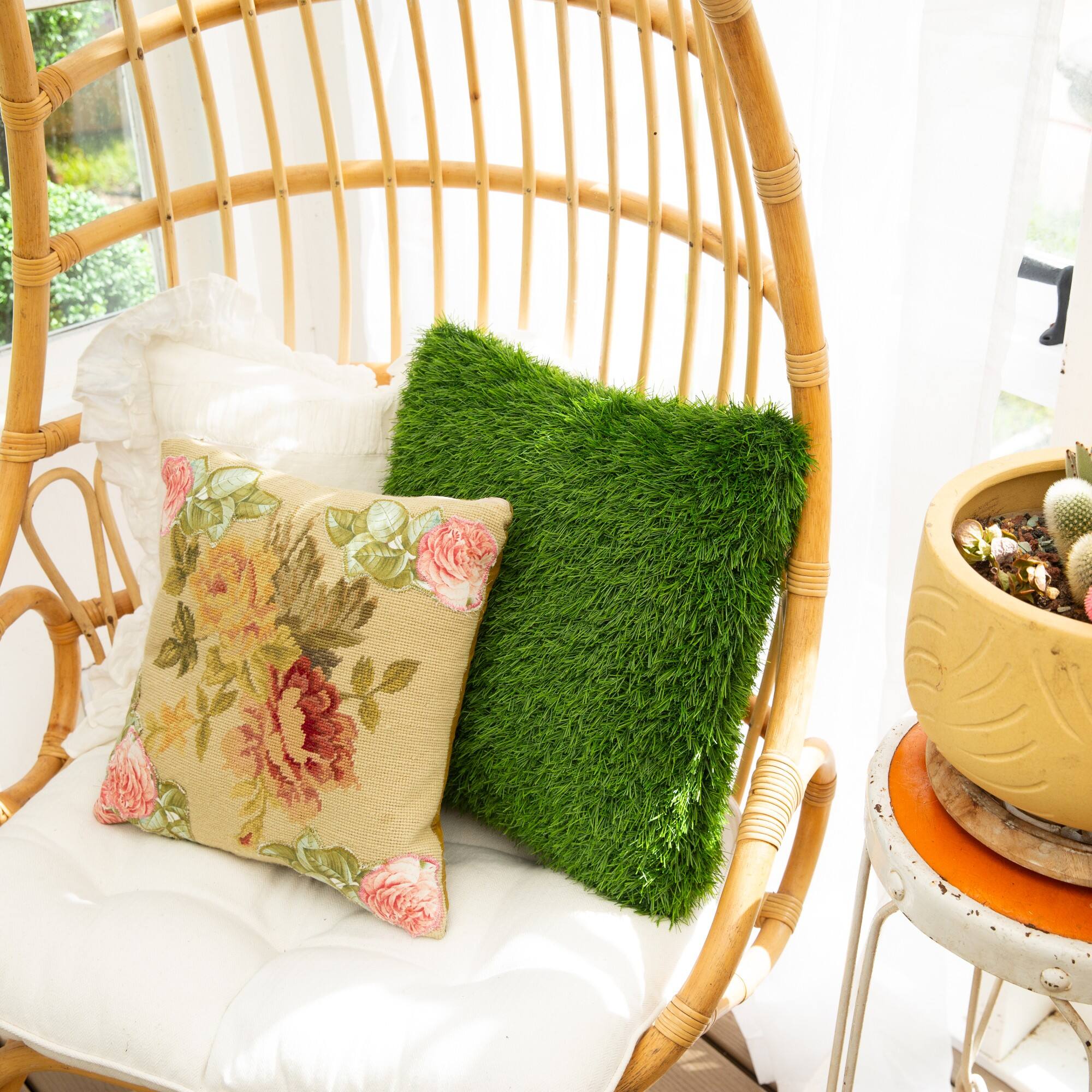 16" UV Resistant Artificial Grass Pillow Cushion (Indoor/Outdoor)