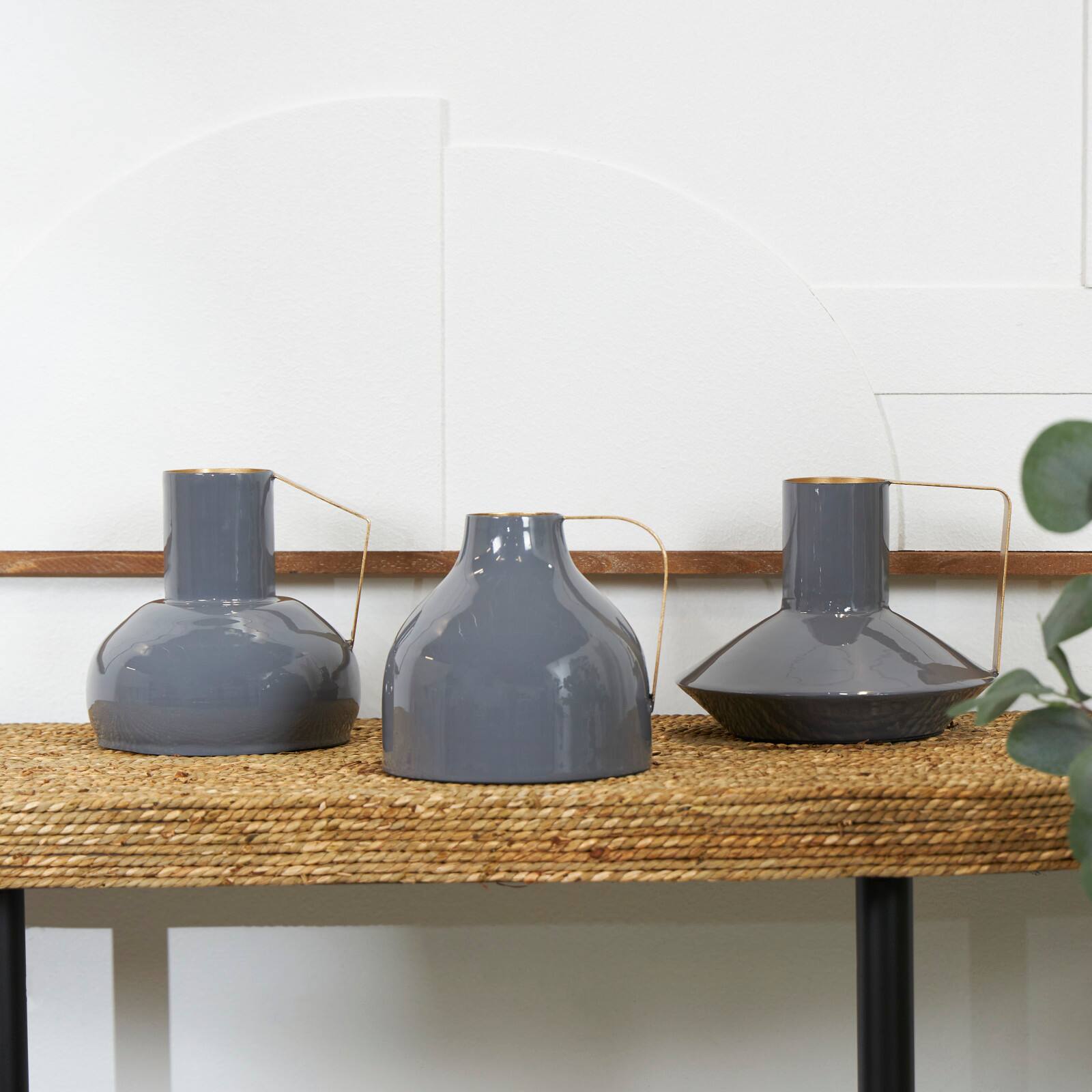 CosmoLiving by Cosmopolitan Blue Metal Abstract Enameled Vase with Geometric Gold Handle Set