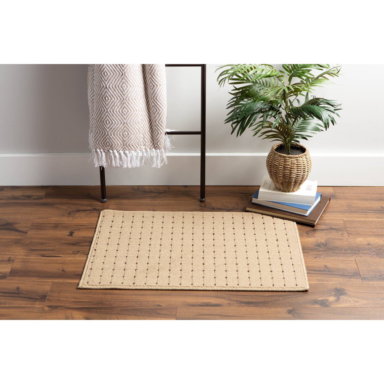 DII&#xAE; Graphic Printed Nylon Rug