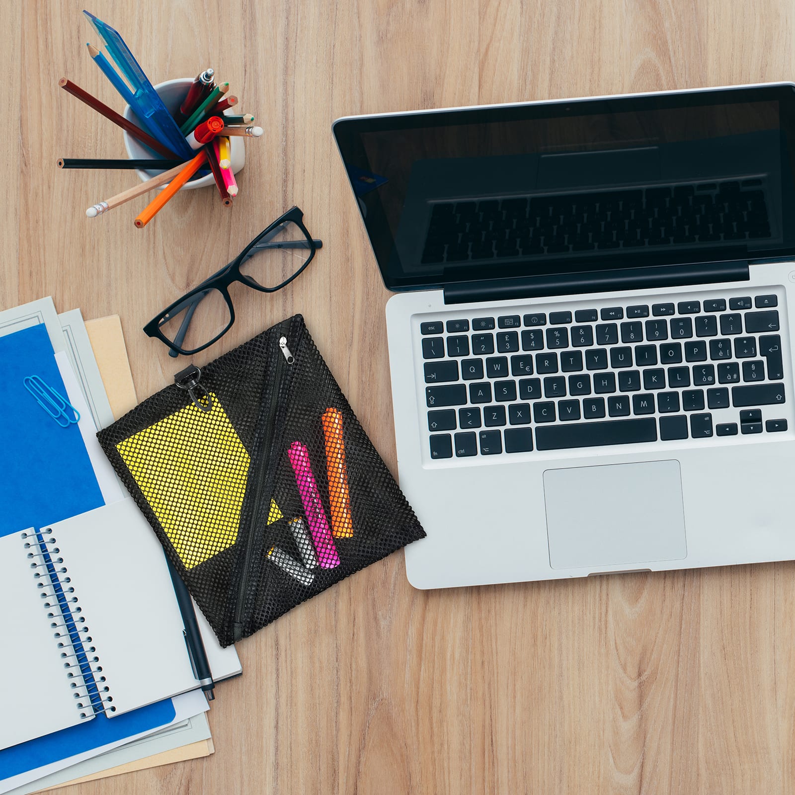 Vaultz Boys' Assorted Mesh Bags, 4ct.