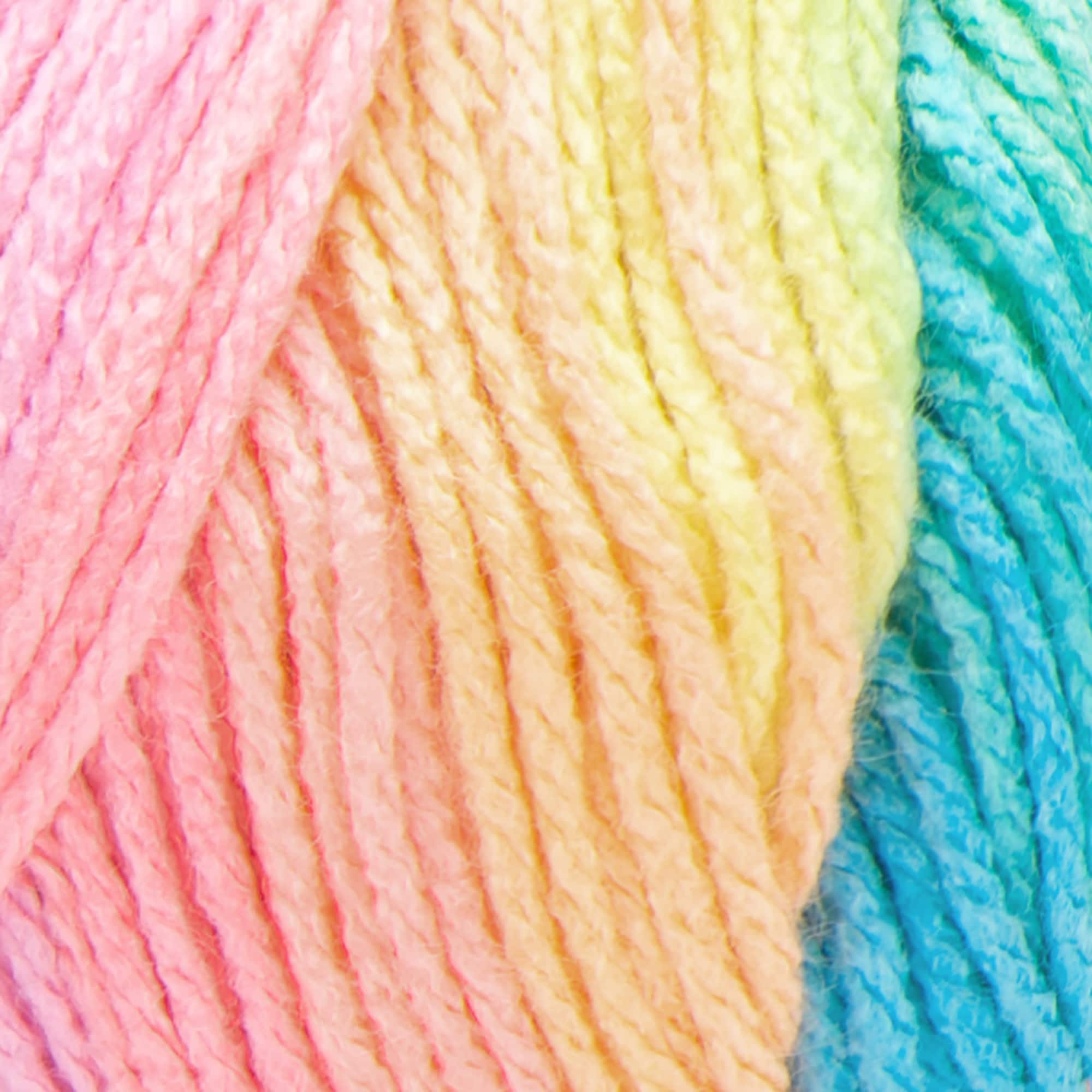 Red Heart&#xAE; Super Saver&#xAE; Prints, Multis &#x26; Flecks Yarn