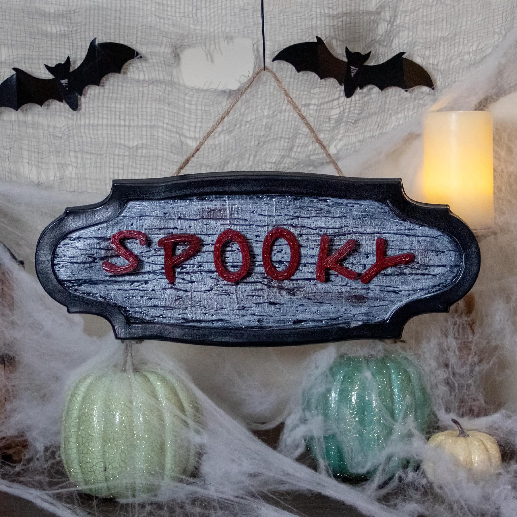 20.5&#x22; Red &#x26; Gray Animated Spooky Halloween Sign