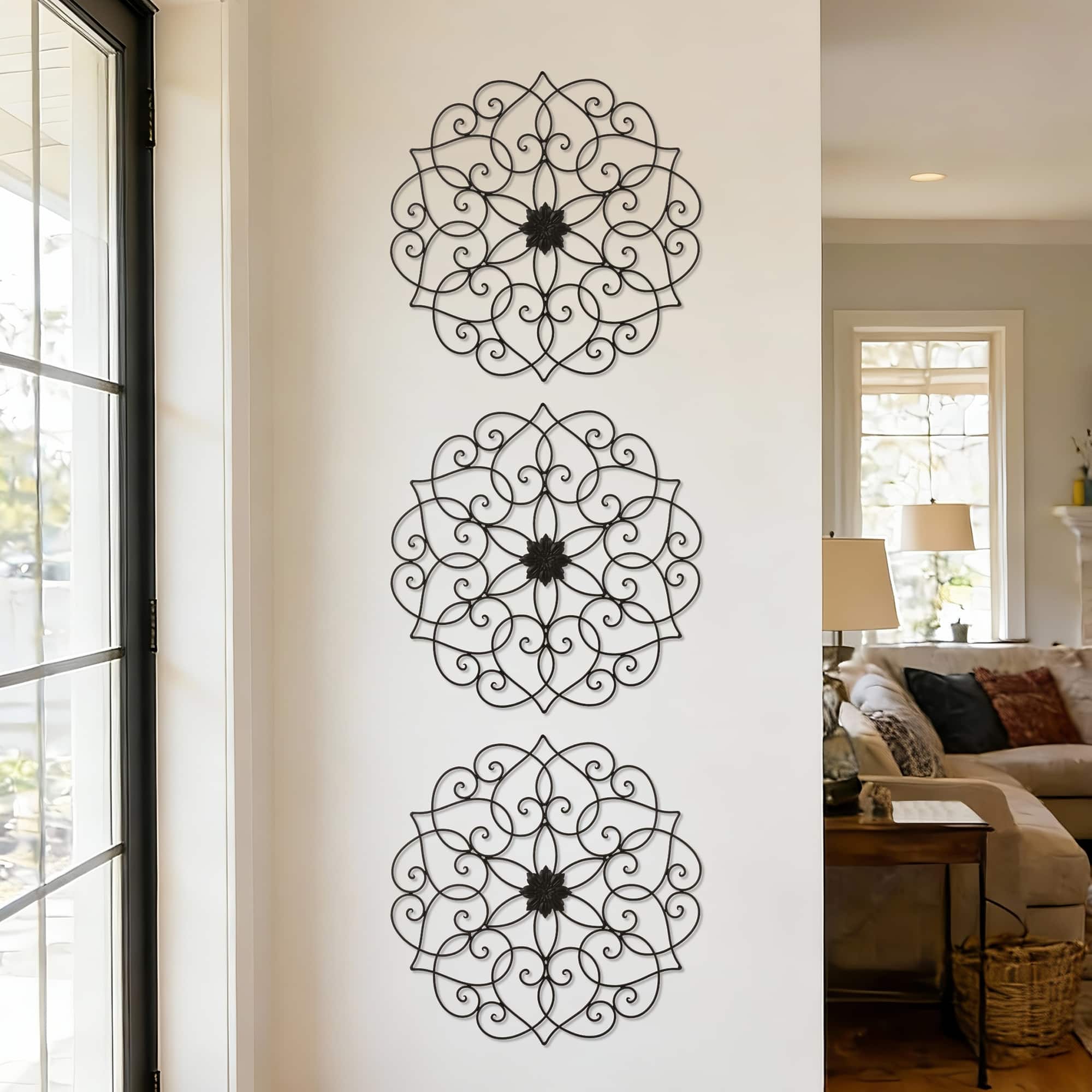 Glitzhome® 23" Traditional Floral Iron Scroll Outdoor Wall Decor