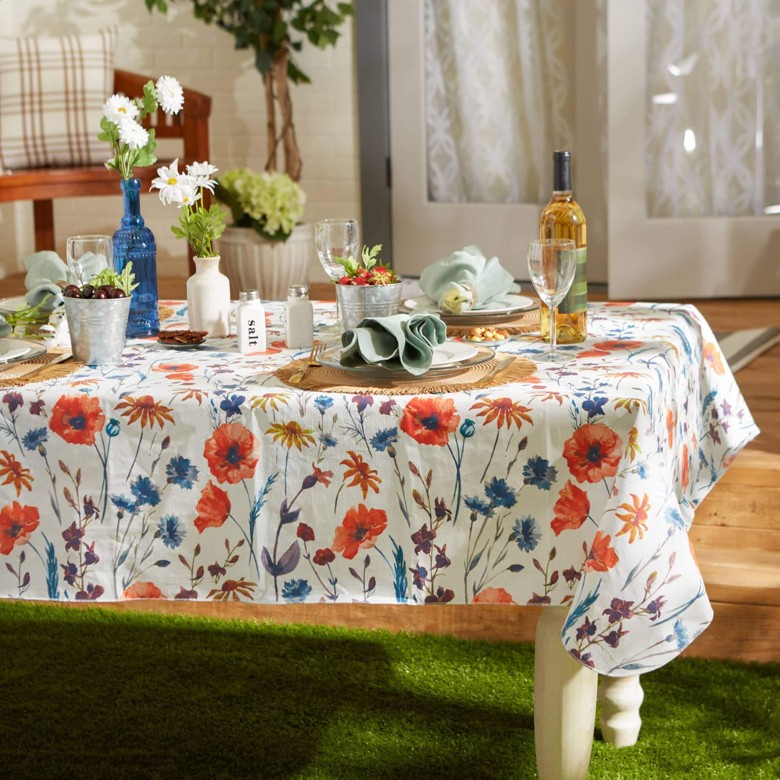 Spring Garden Vinyl Tablecloth 70&#x22; Round