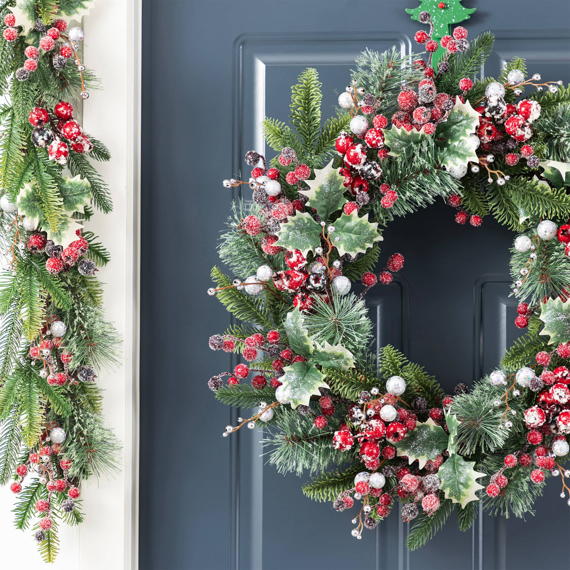 Glitzhome&#xAE; 24&#x22;D Christmas Red Pomegranate Berry &#x26; Holy Leaf Wreath