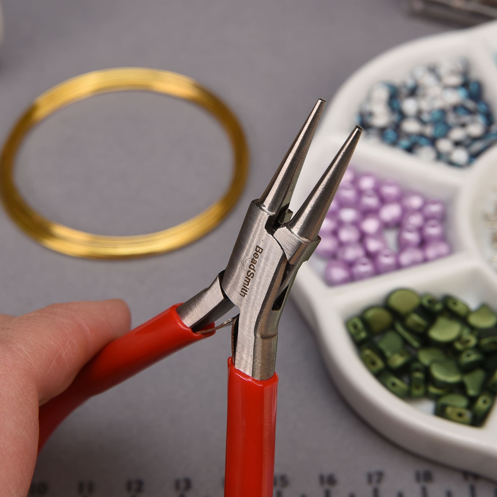 The Beadsmith® 4.75" Red Round Nose Pliers