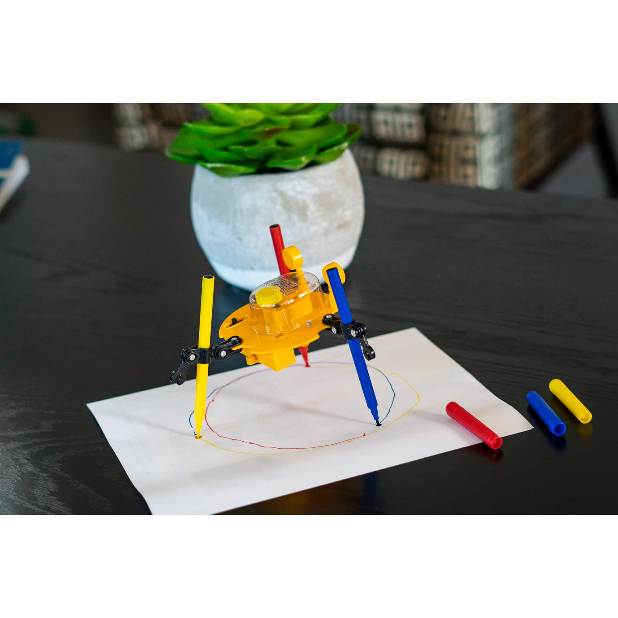 Toysmith&#xAE; 4M Doodling Robot Science STEM Kit