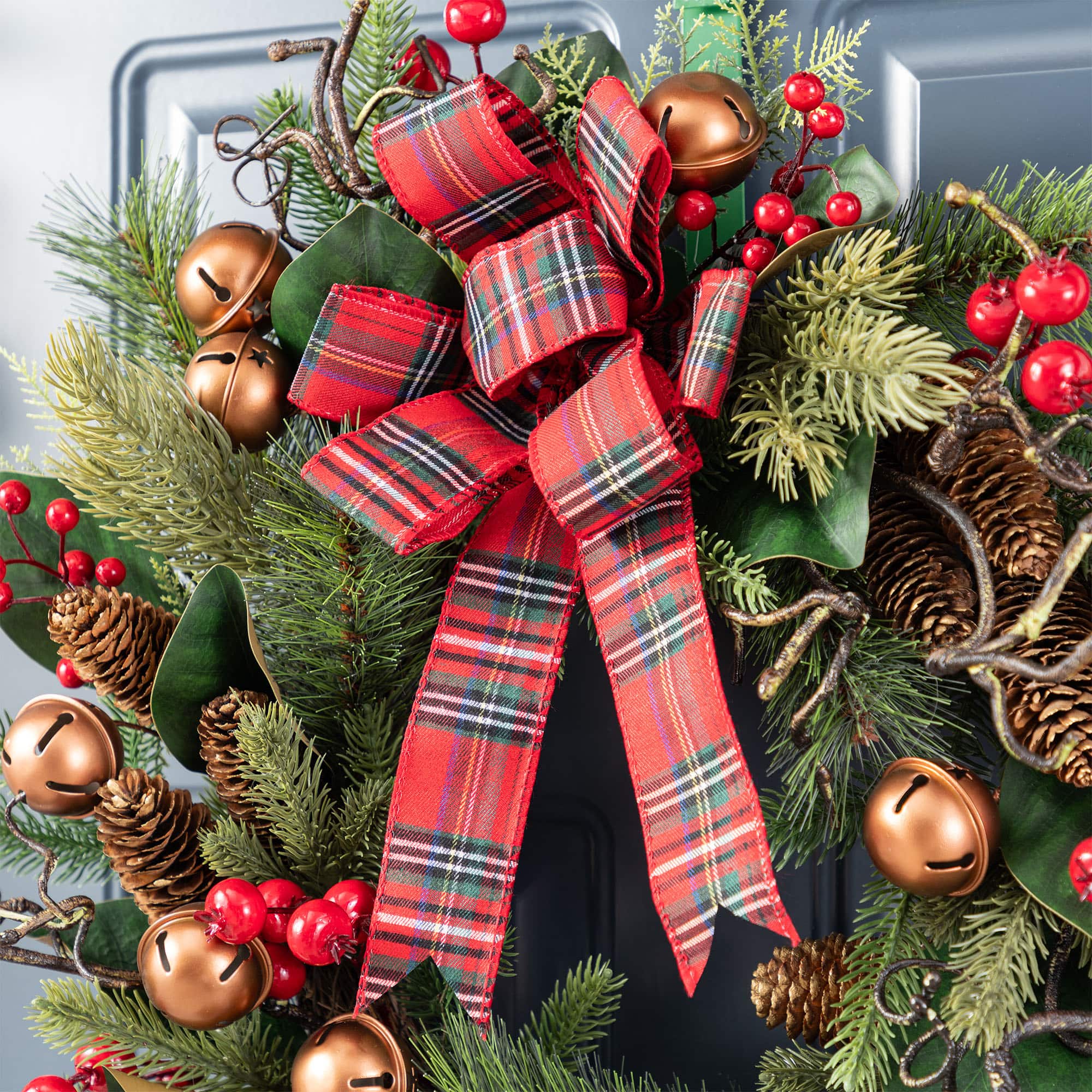 Glitzhome&#xAE; 24&#x22;D Christmas Bell, Pinecone &#x26; Berry Bow Wreath