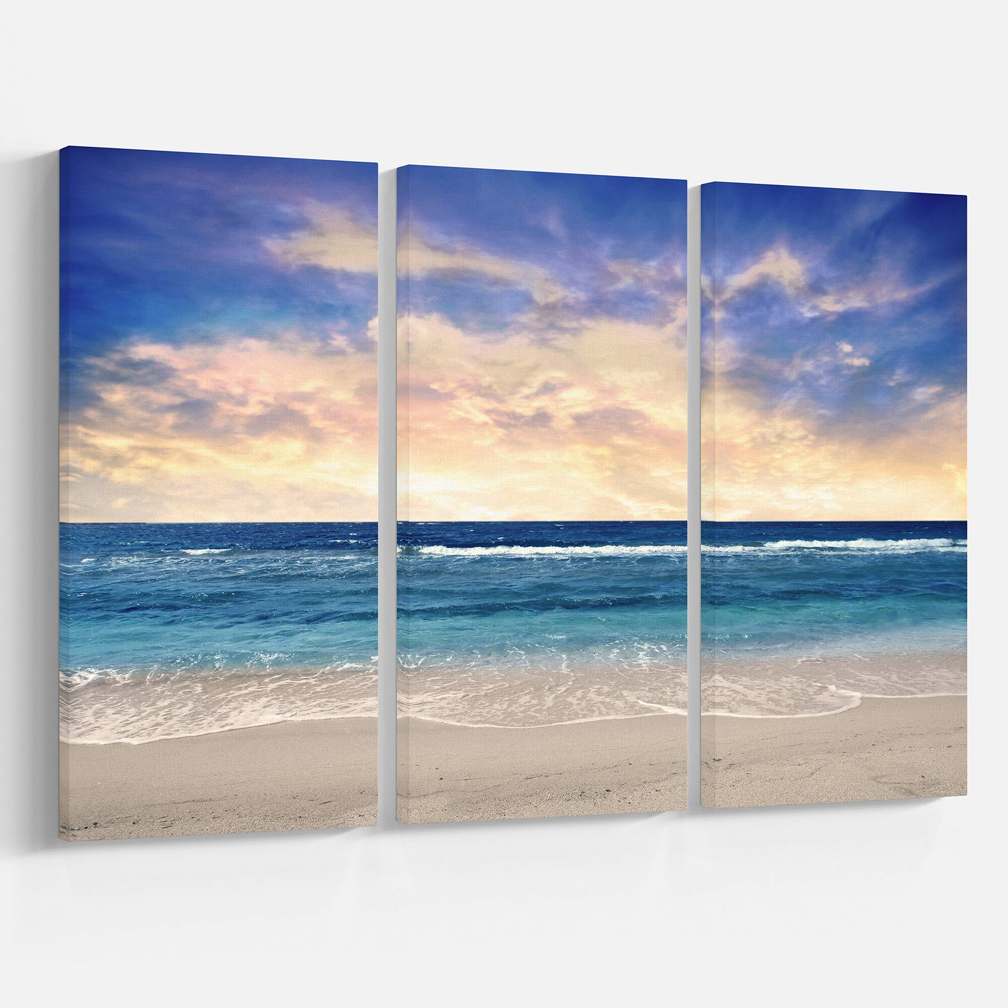 Designart - Clear Blue Sky and Ocean at Sunset